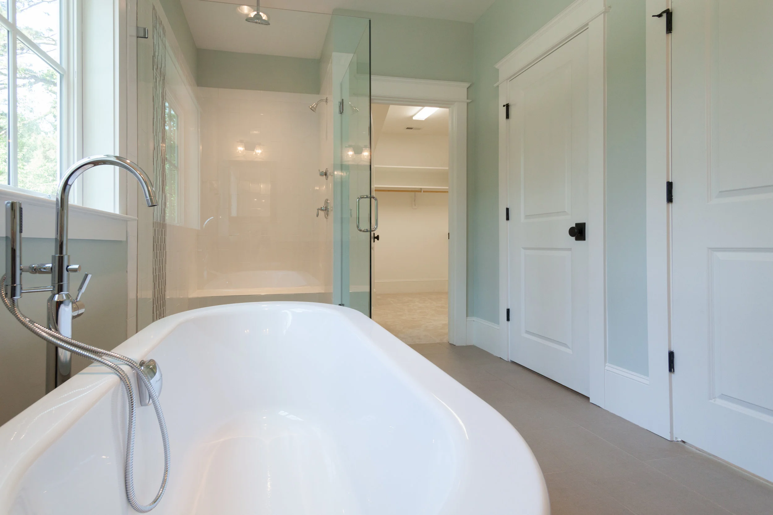 022_Master Bath.jpg