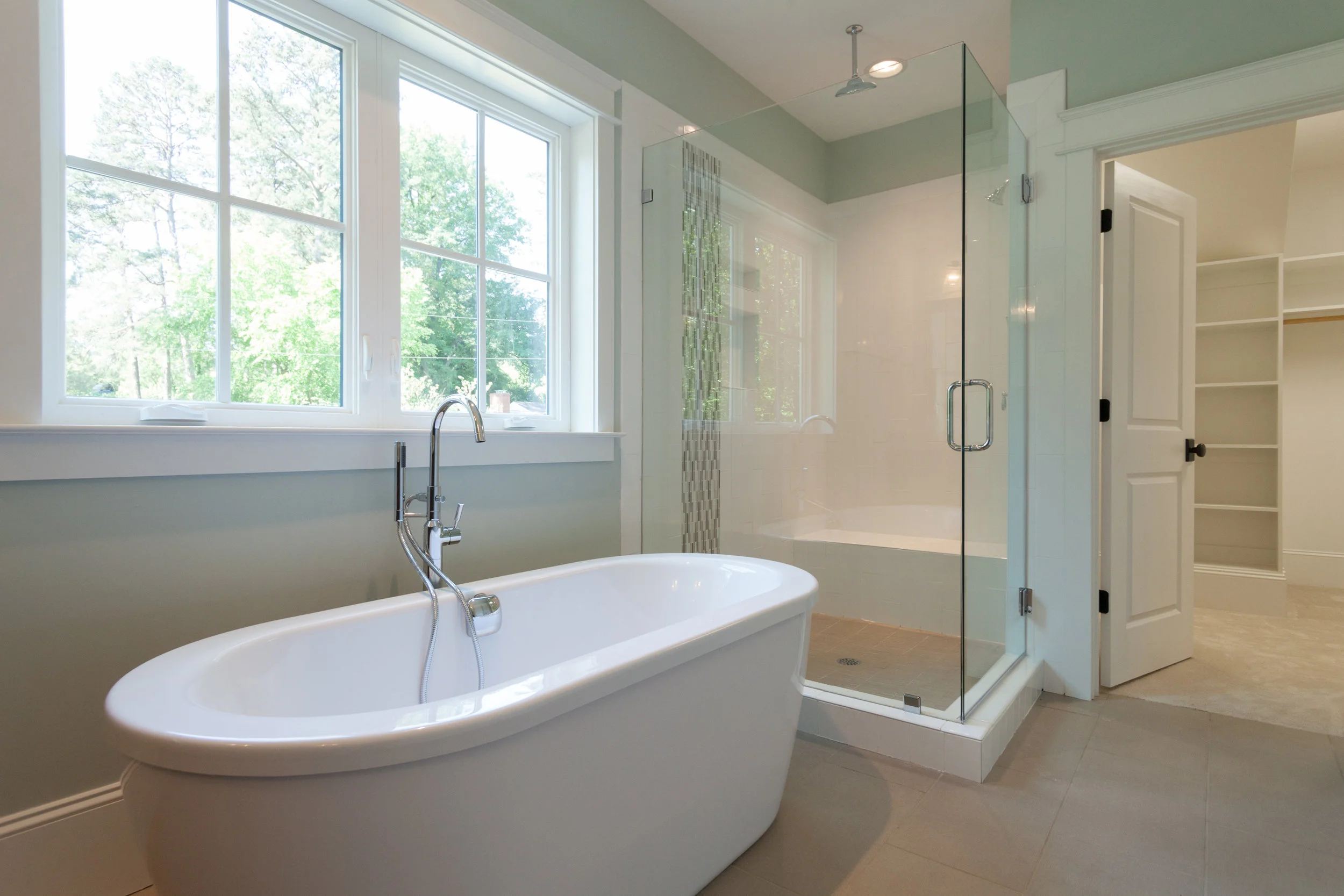 023_Master Bath Tub.jpg