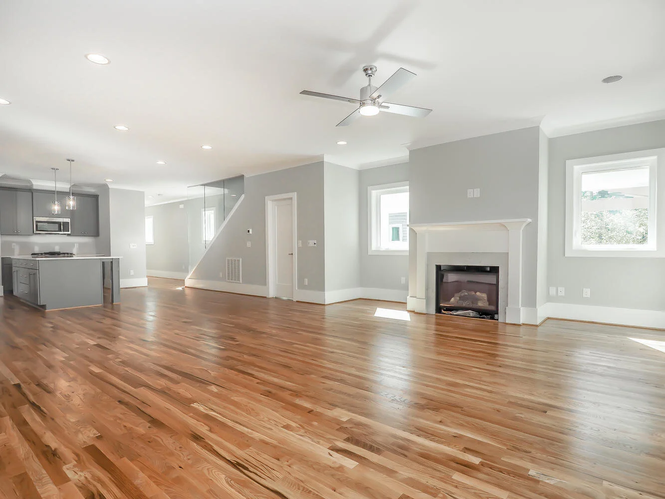 315 Grand Ave Raleigh NC 27606-large-021-018-12 Grand Ave21-1334x1000-72dpi.jpg