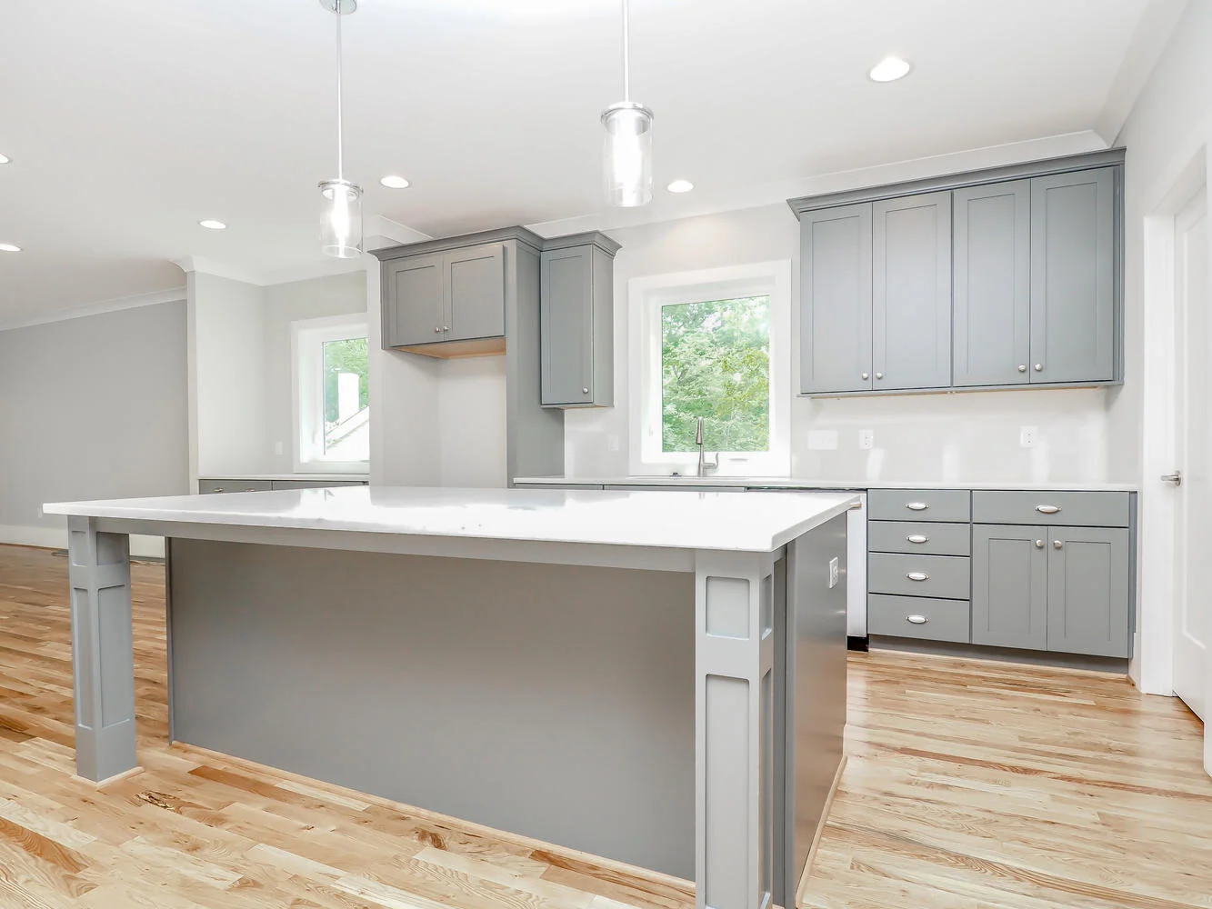 315 Grand Ave Raleigh NC 27606-large-013-009-12 Grand Ave13-1334x1000-72dpi.jpg
