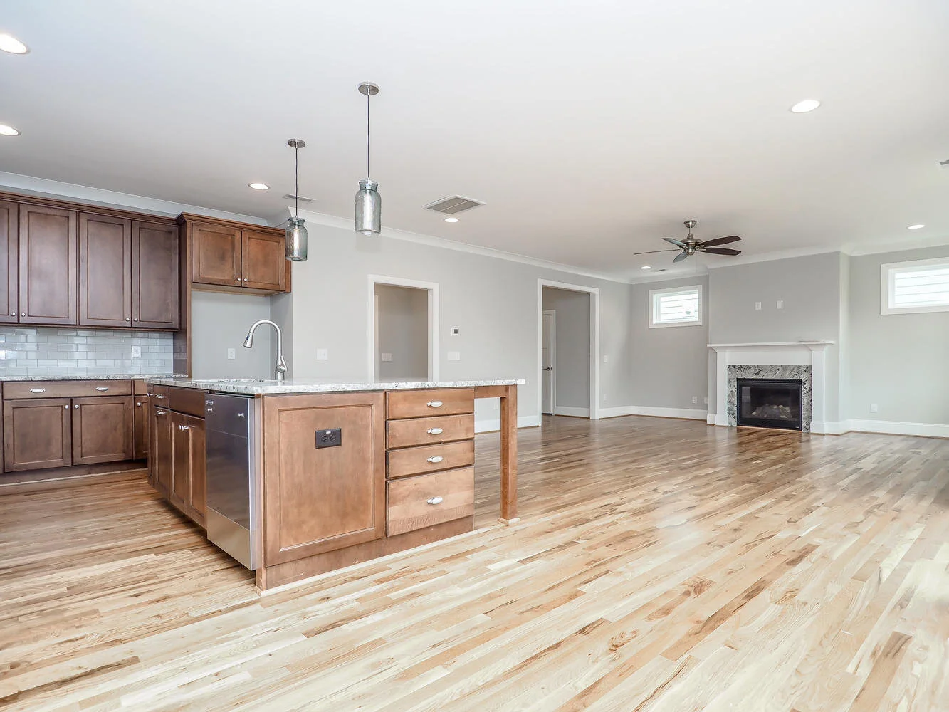 5025 Centerbud Place Raleigh-large-020-020-Centerbud Pl20-1334x1000-72dpi.jpg