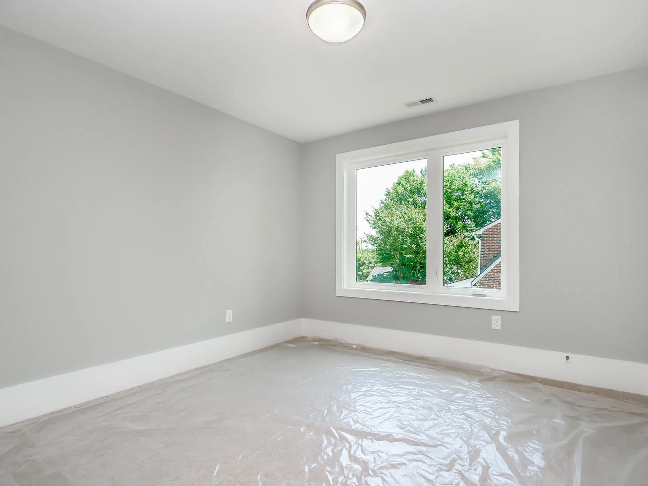 218 Grand Ave Raleigh NC 27606-large-015-018-Grand Ave15-1334x1000-72dpi.jpg
