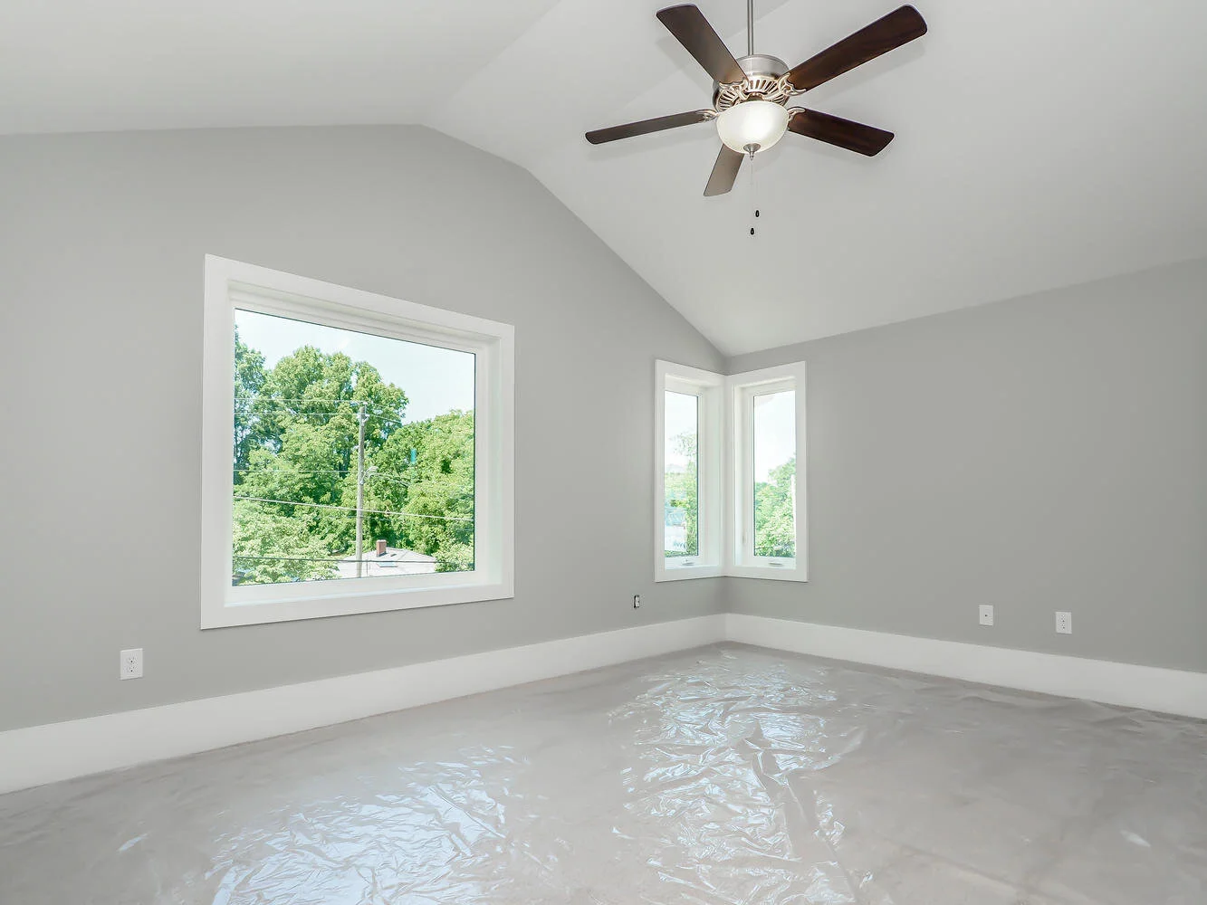 218 Grand Ave Raleigh NC 27606-large-018-014-Grand Ave18-1334x1000-72dpi.jpg