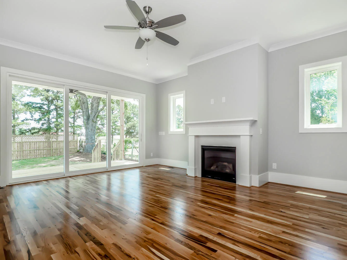 218 Grand Ave Raleigh NC 27606-large-020-029-Grand Ave20-1334x1000-72dpi.jpg