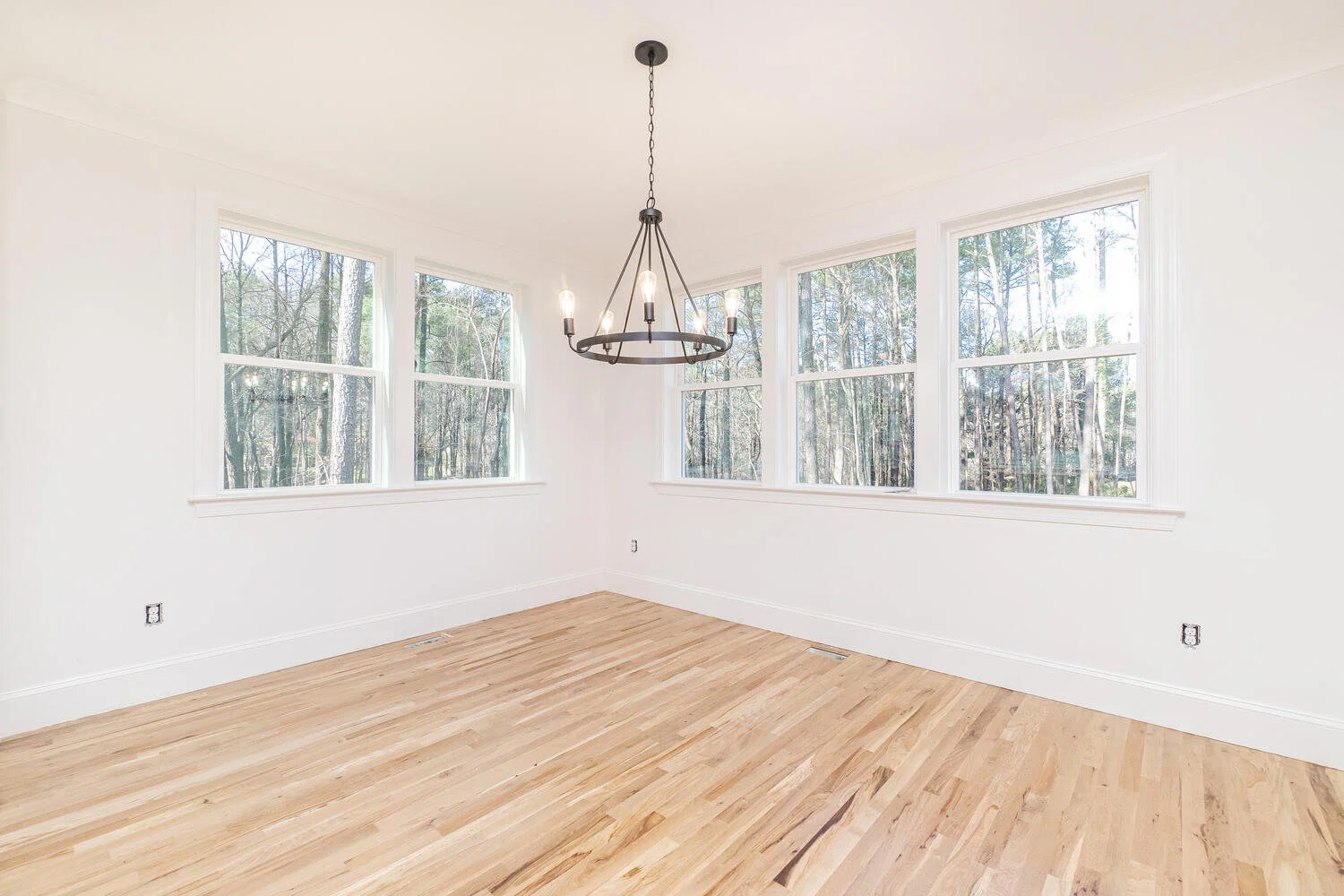 4706 Highview Pl Raleigh NC-large-016-027-Highview Place76-1500x1000-72dpi.jpg