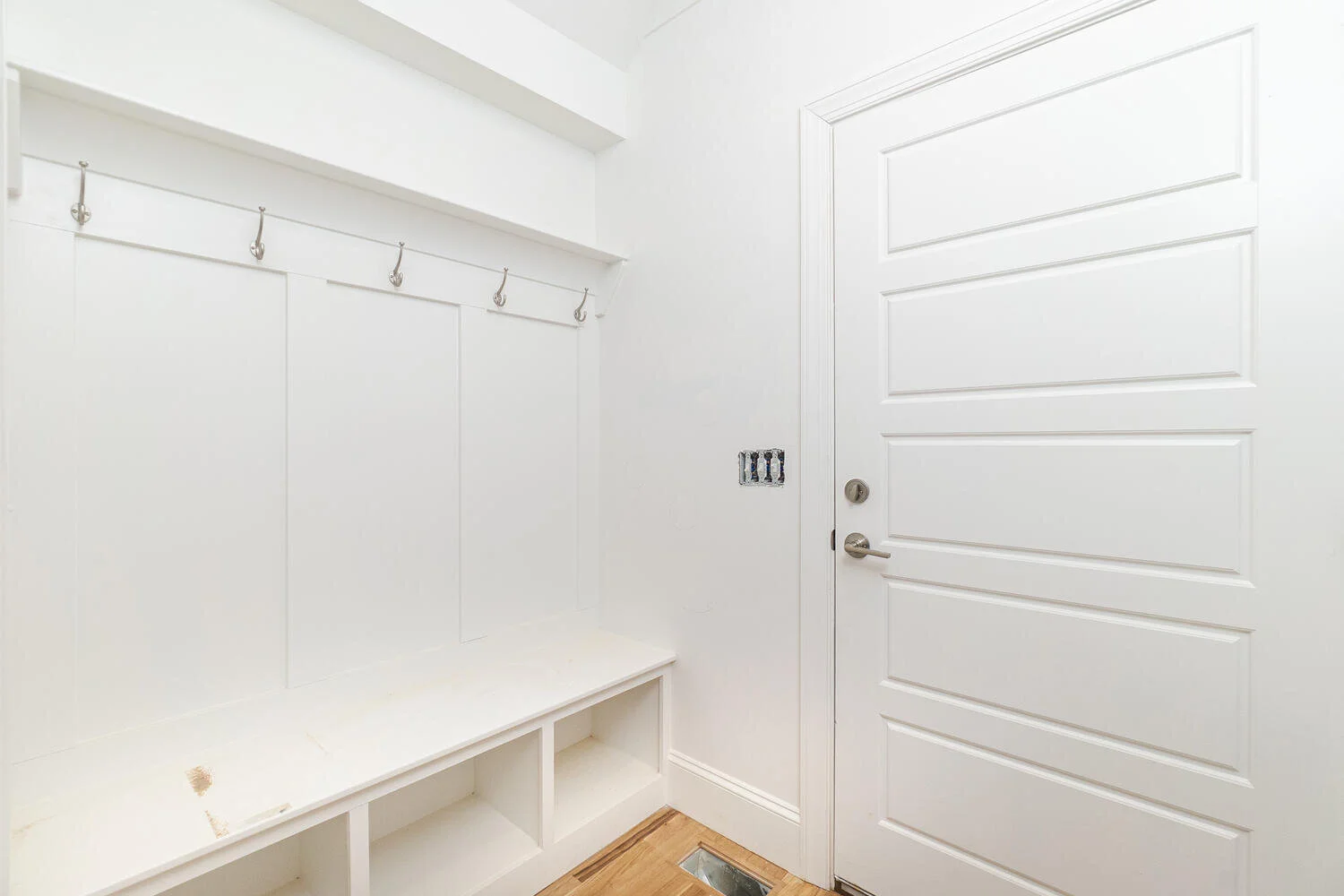 4706 Highview Pl Raleigh NC-large-026-028-Highview Place86-1500x1000-72dpi.jpg