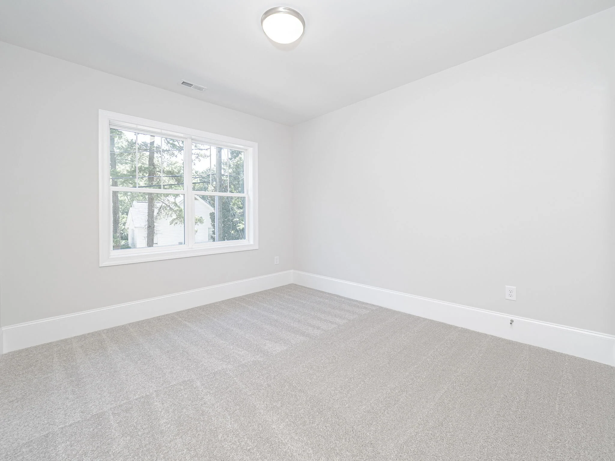 29-web-or-mls-4901 Trek Lane-22.jpg