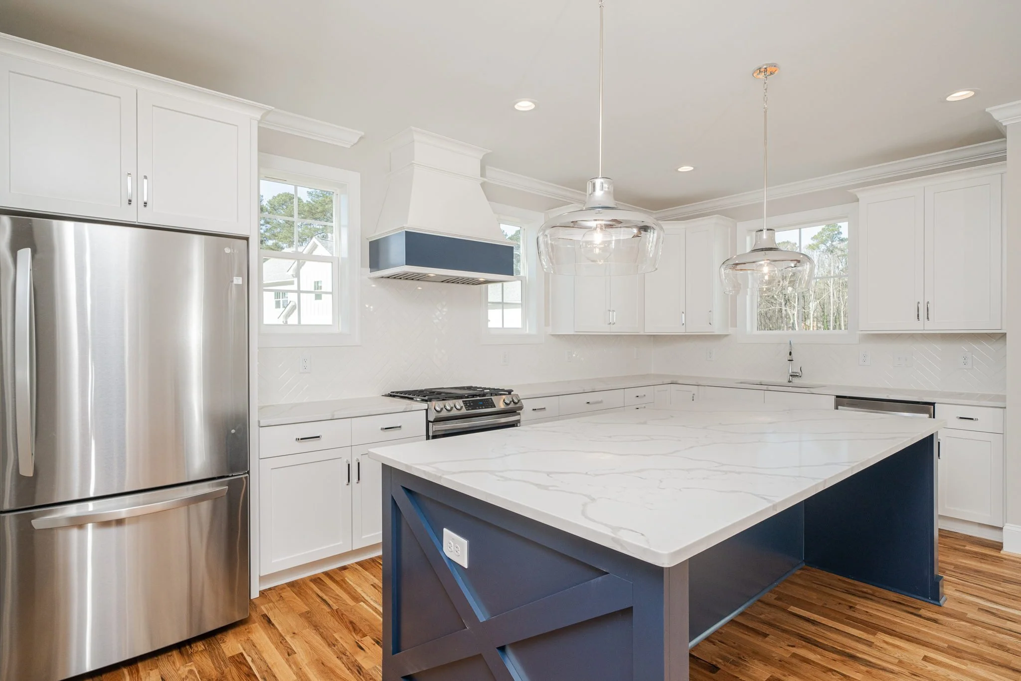 16-web-or-mls-740 Grove-8.jpg