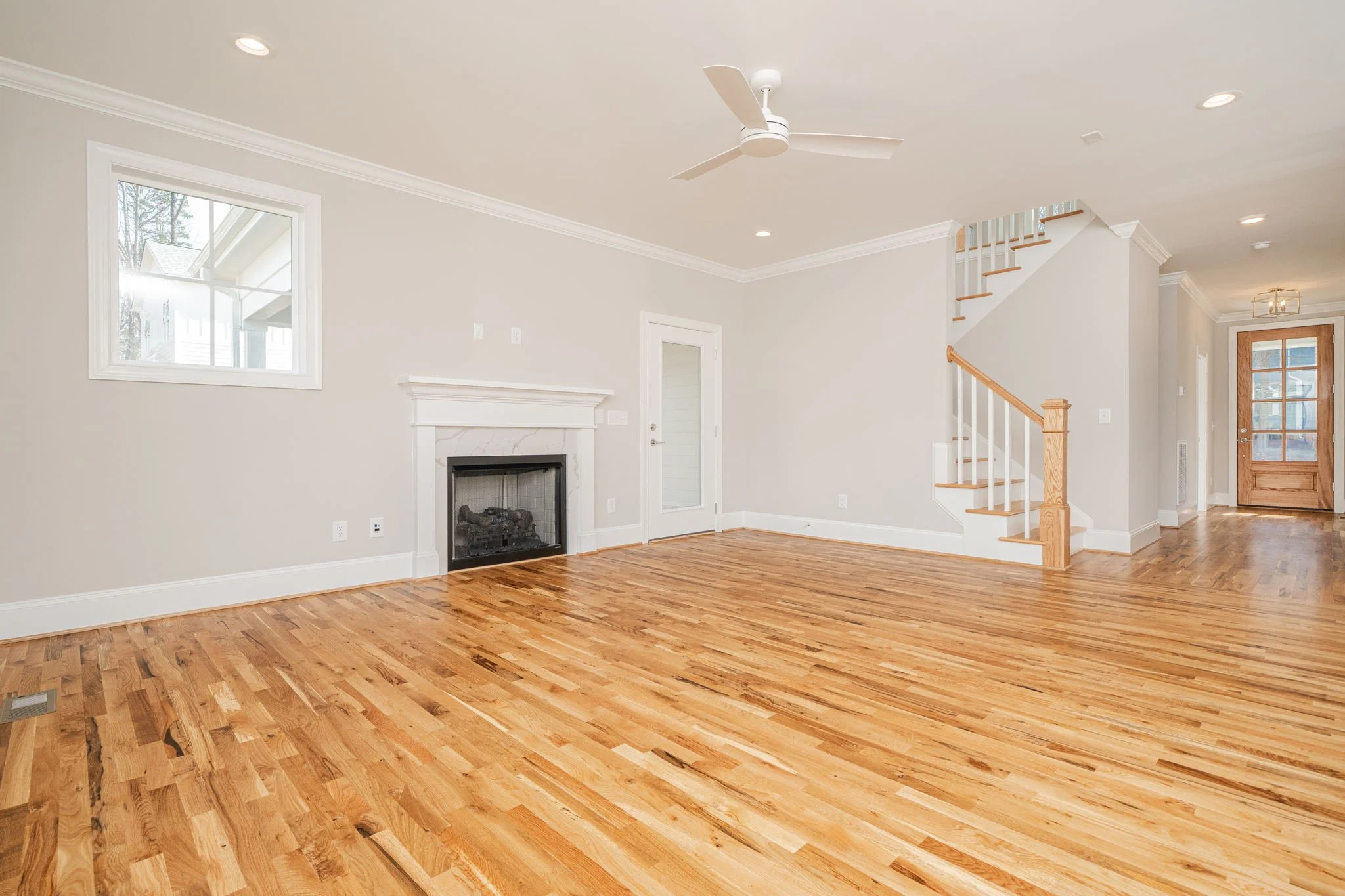 25-web-or-mls-740 Grove-17.jpg