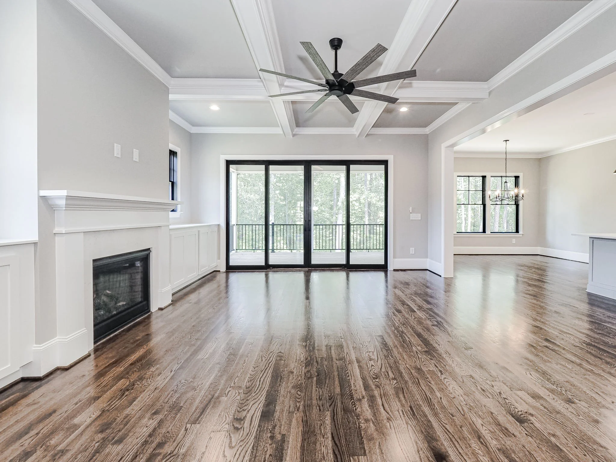 8-web-or-mls-5212 Alva Dr-3.jpg