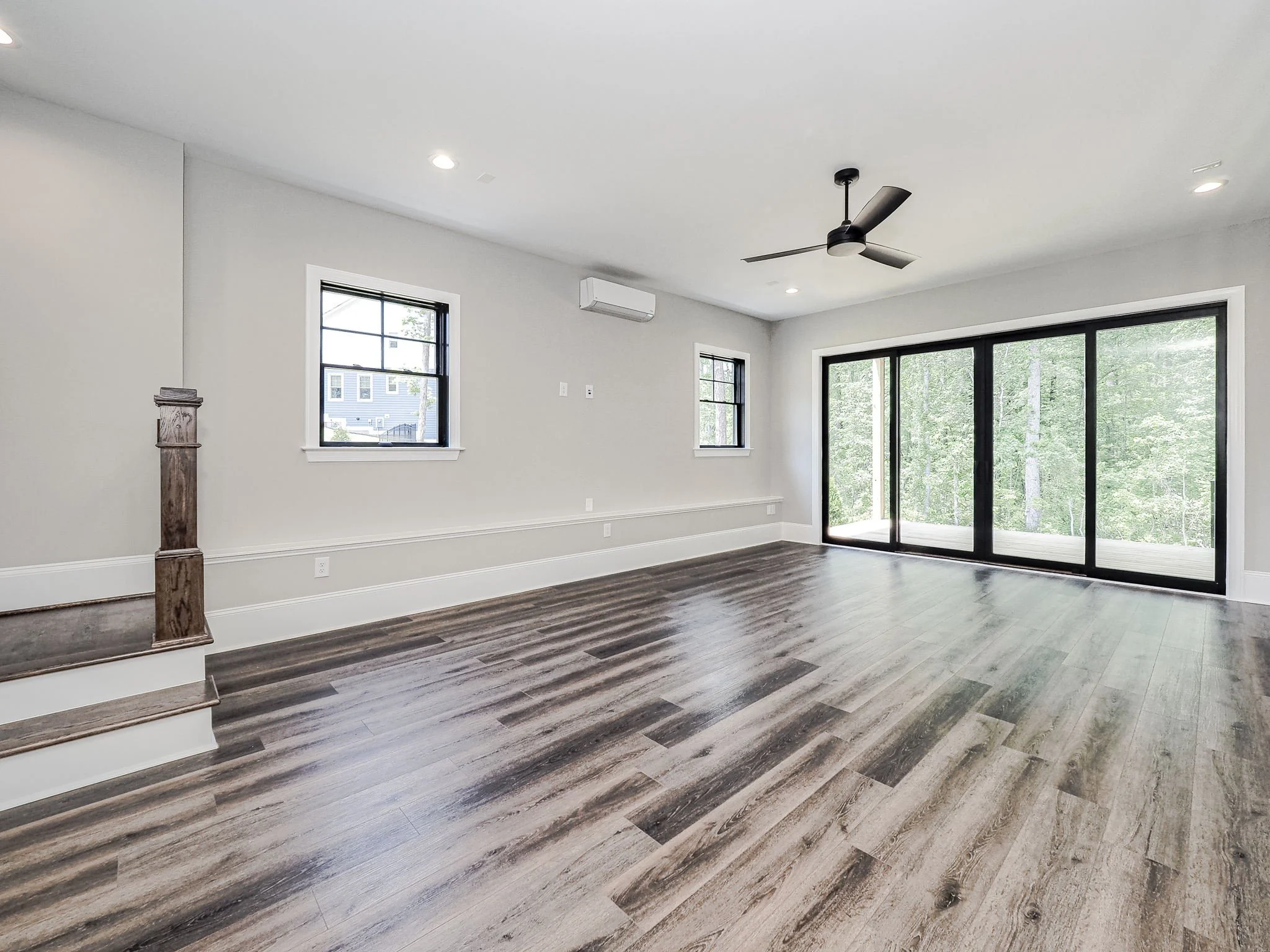 30-web-or-mls-5212 Alva Dr-25.jpg