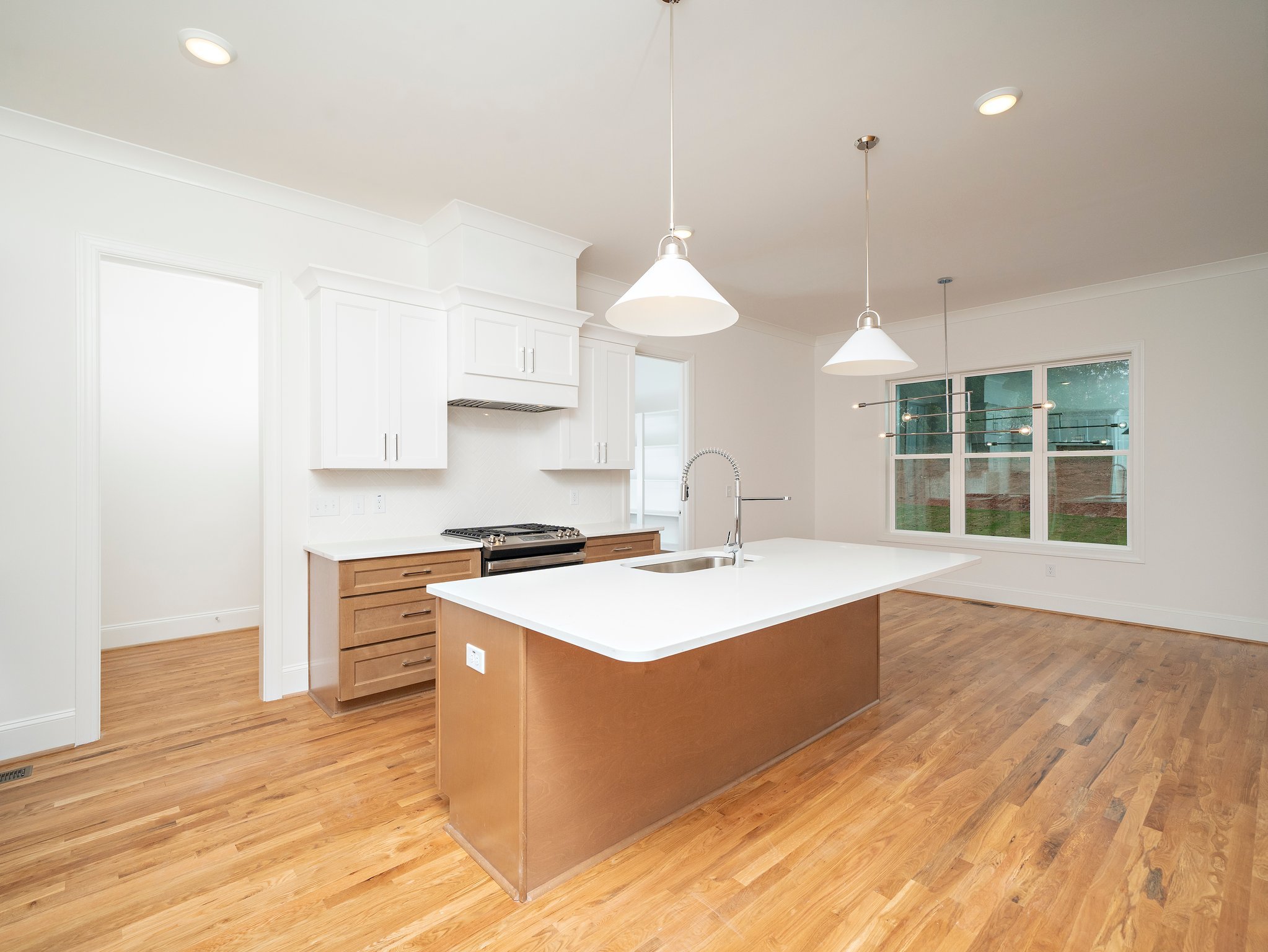 15-web-or-mls-1227 Chaney-11.jpg