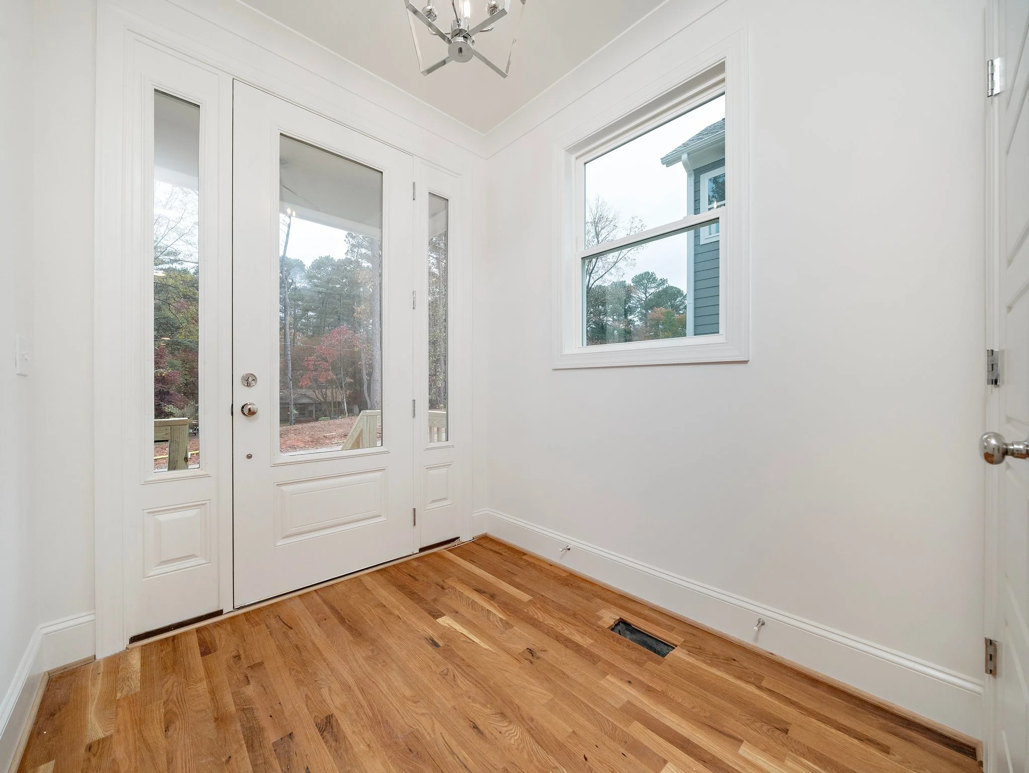 3-web-or-mls-1223 Chaney-8 copy.jpg