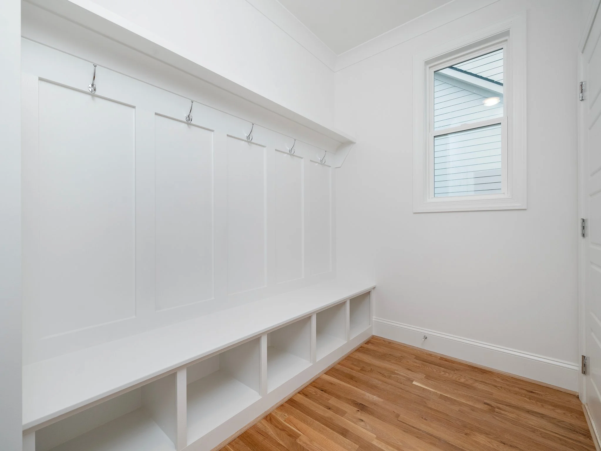 4-web-or-mls-1223 Chaney-9 copy.jpg