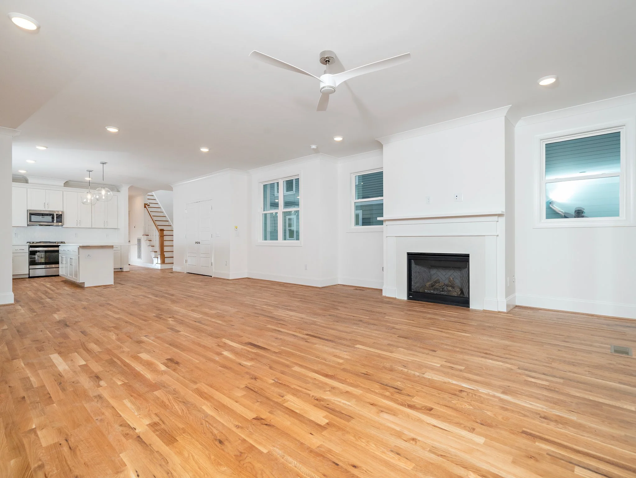 11-web-or-mls-1223 Chaney-16 copy.jpg