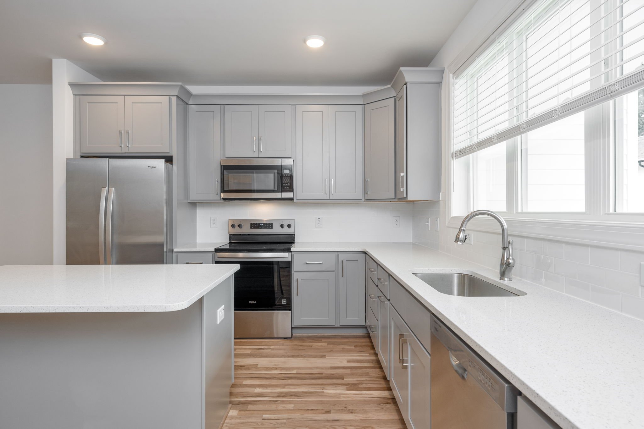 3-web-or-mls-3803 Sperry Land-13.jpg