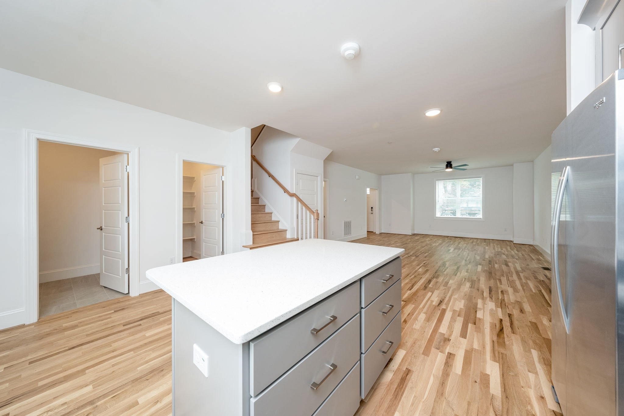 4-web-or-mls-3803 Sperry Land-14.jpg