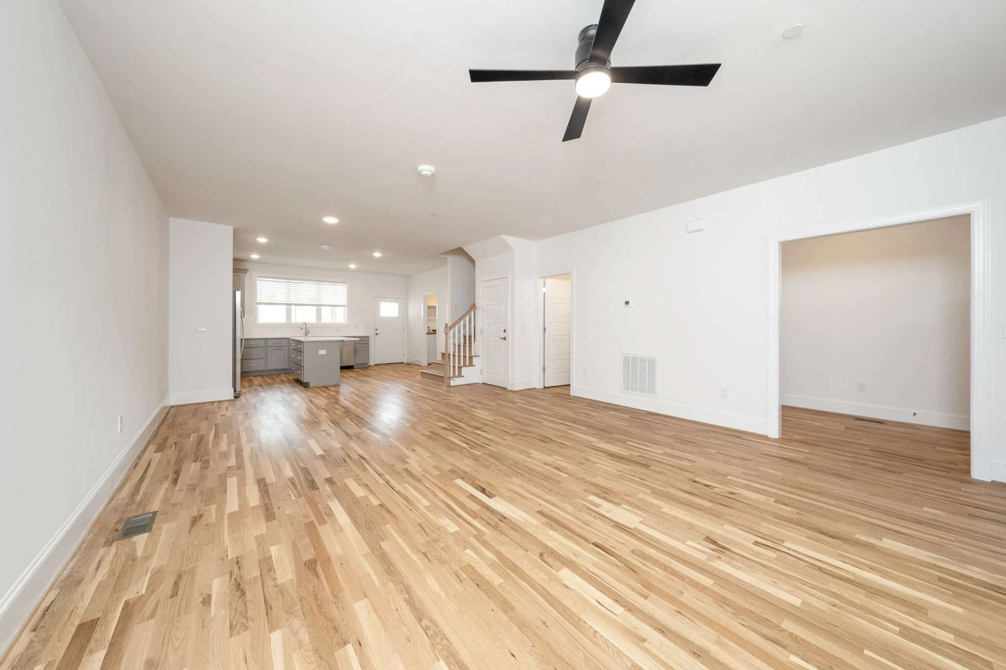 7-web-or-mls-3803 Sperry Land-4.jpg