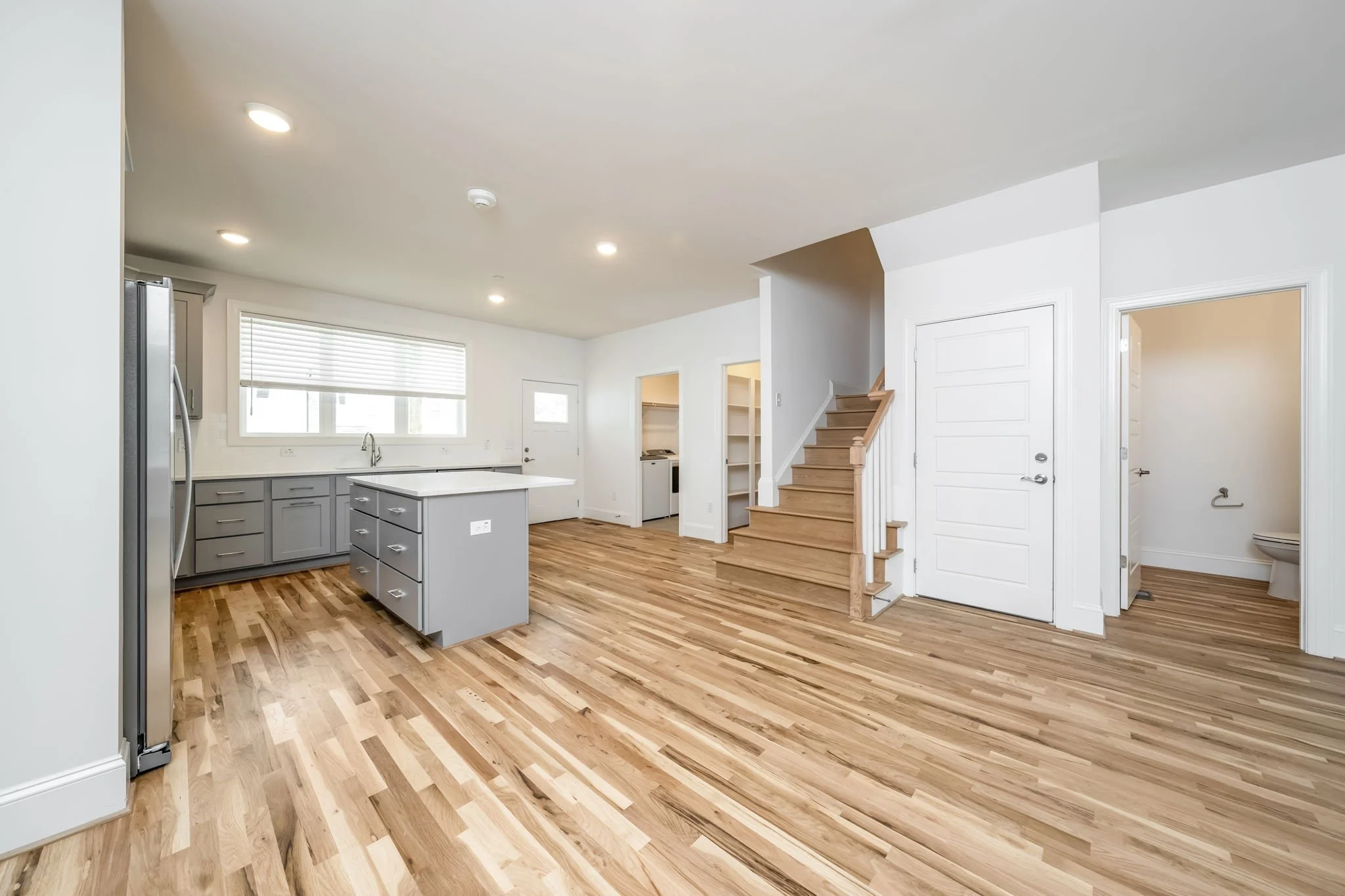 9-web-or-mls-3803 Sperry Land-6.jpg