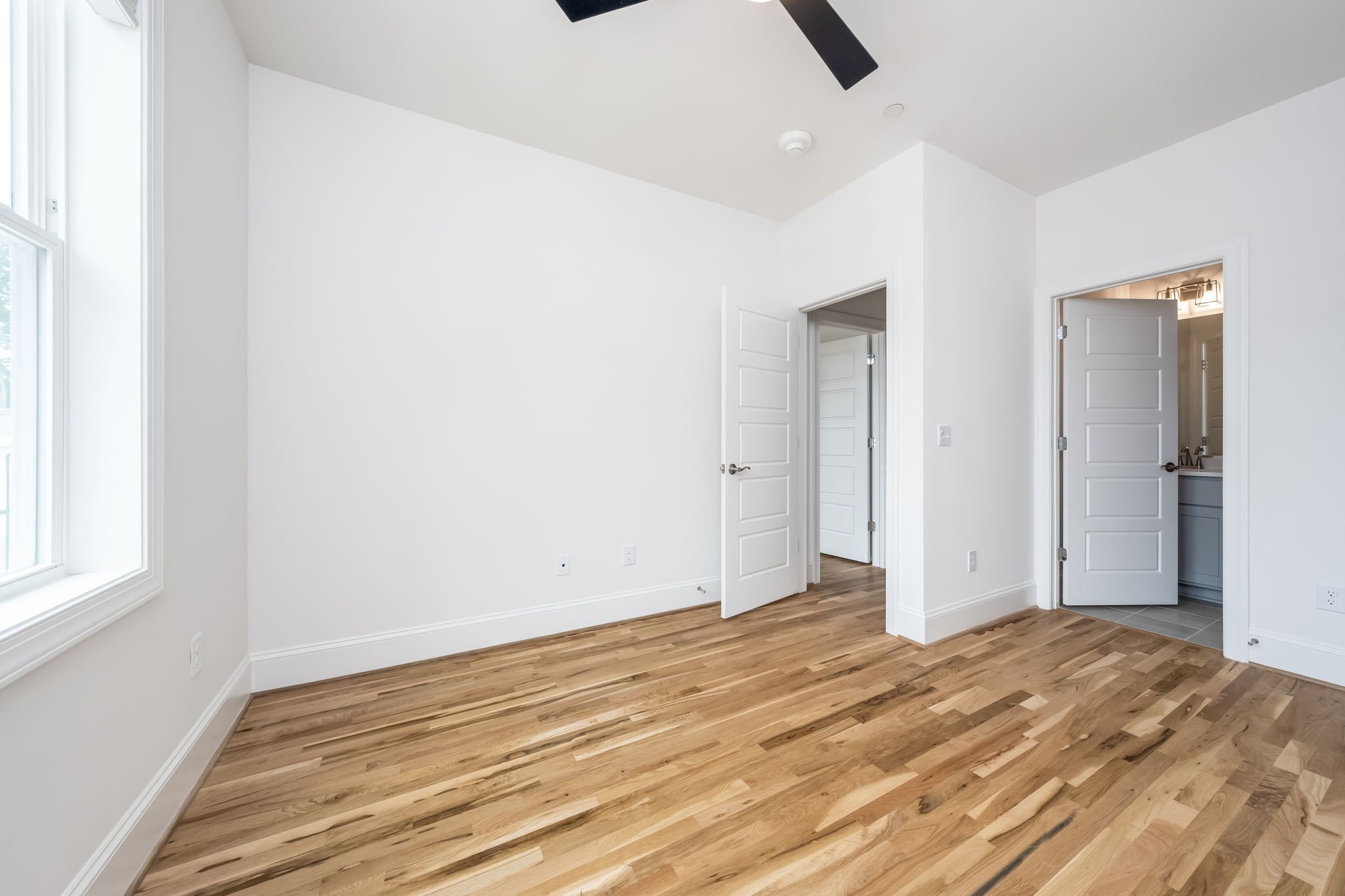 21-web-or-mls-3803 Sperry Land-22.jpg