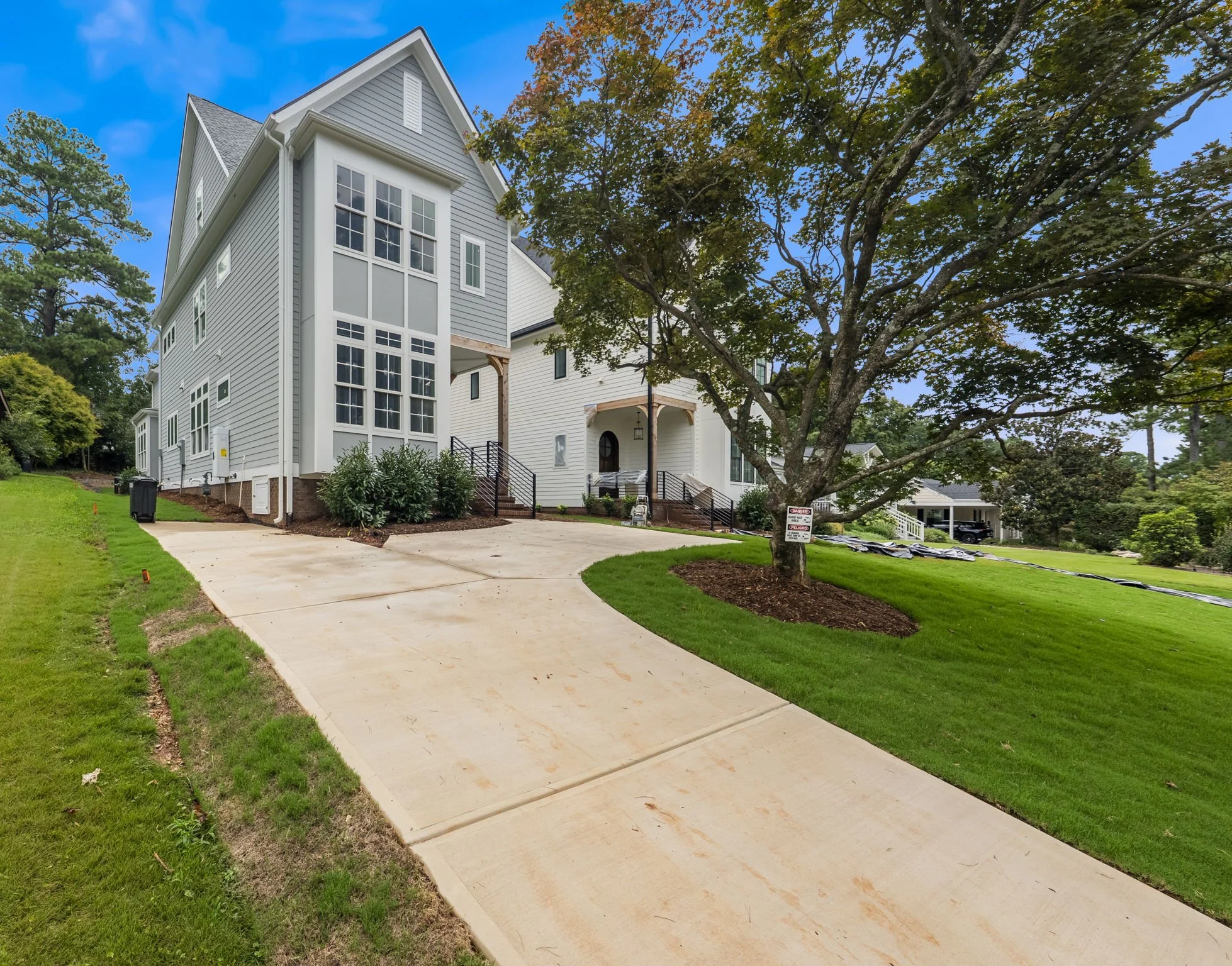 1-web-or-mls-1332 Duplin Rd-6.jpg