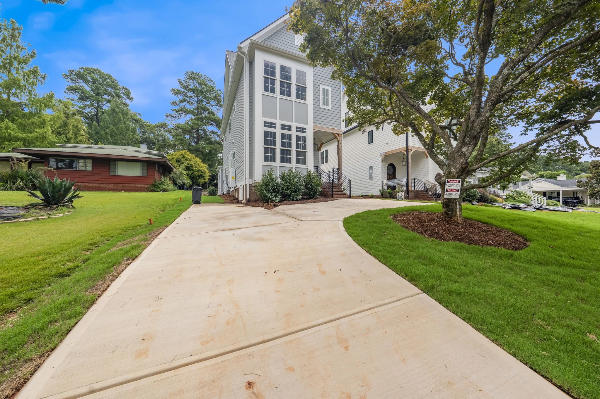 2-web-or-mls-1332 Duplin Rd-2.jpg
