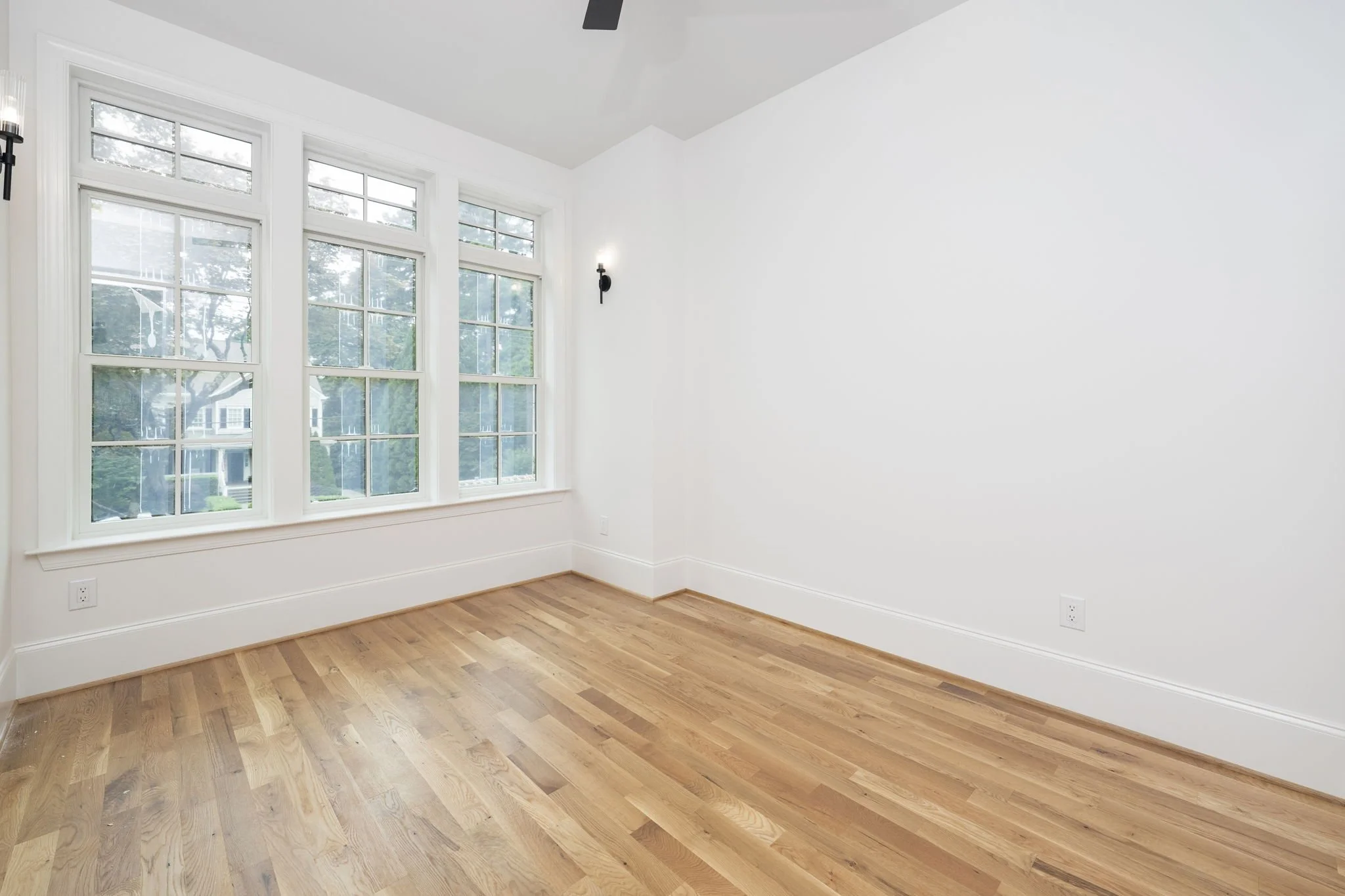 6-web-or-mls-1332 Duplin Rd-9.jpg