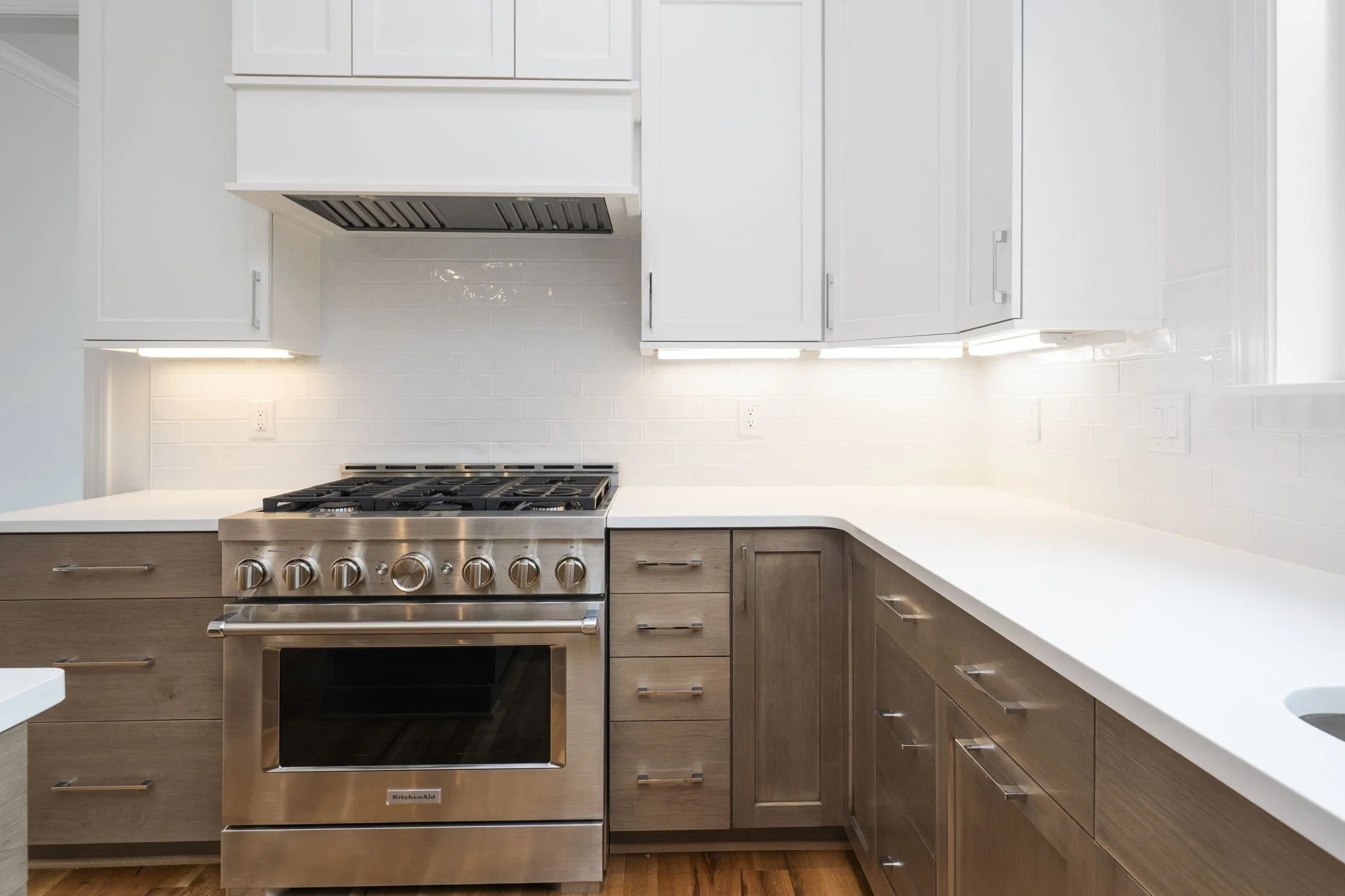 18-web-or-mls-1332 Duplin Rd-21.jpg