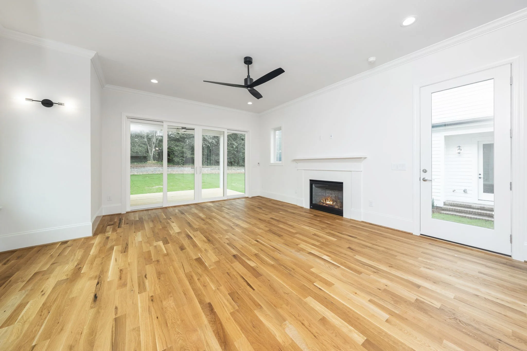 22-web-or-mls-1332 Duplin Rd-25.jpg