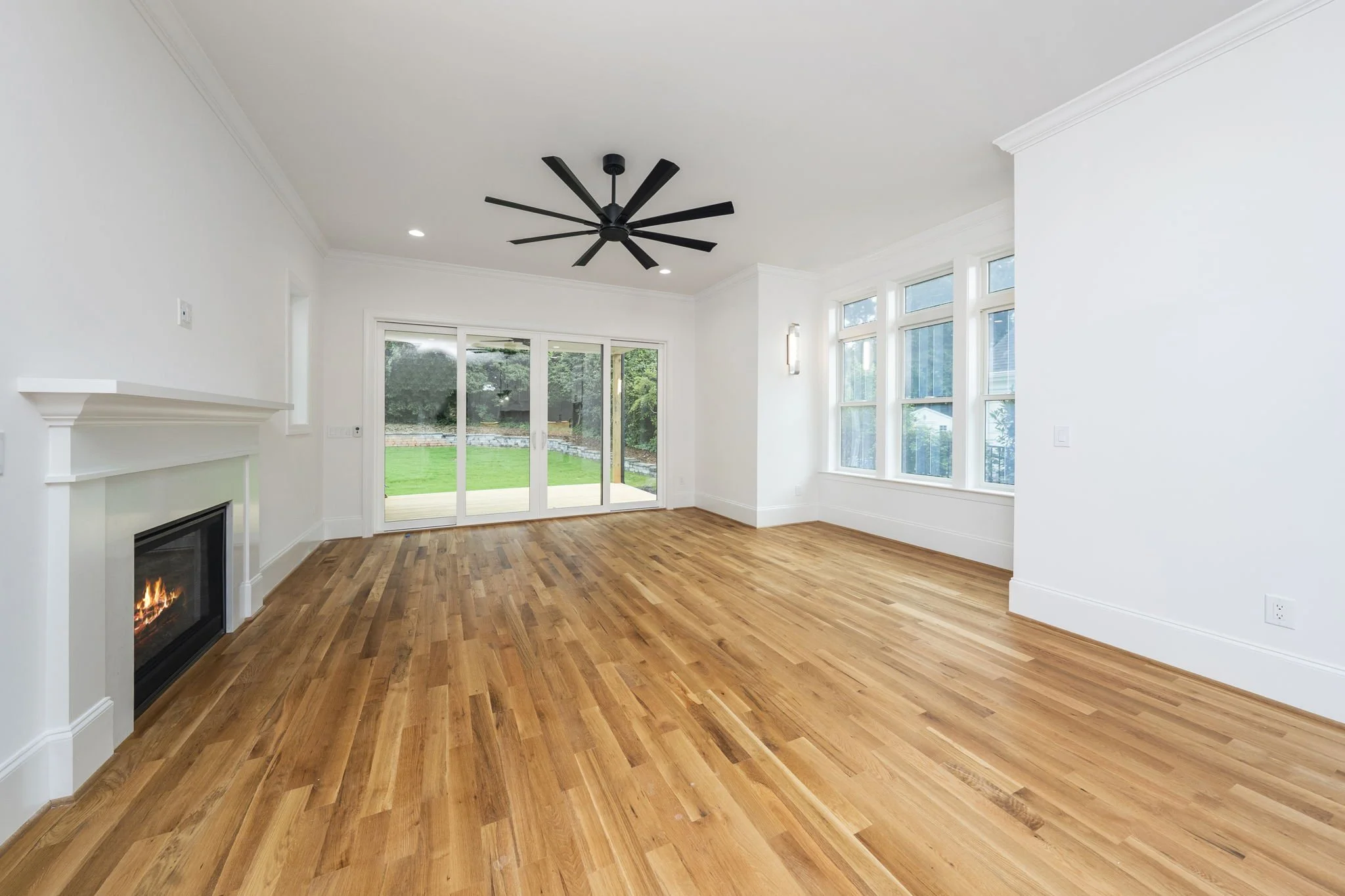 22-web-or-mls-1330 Duplin Rd-24.jpg