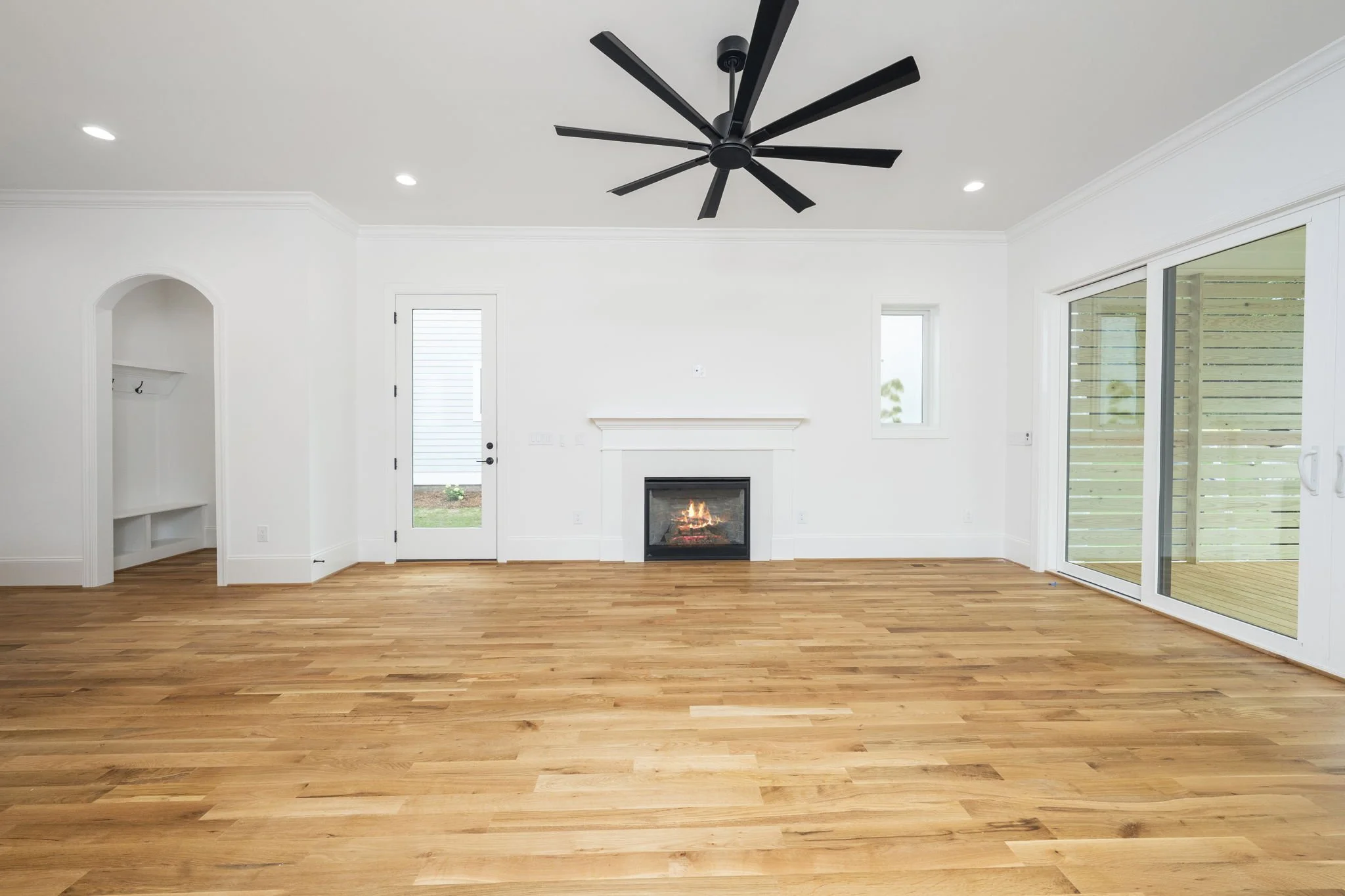 23-web-or-mls-1330 Duplin Rd-25.jpg