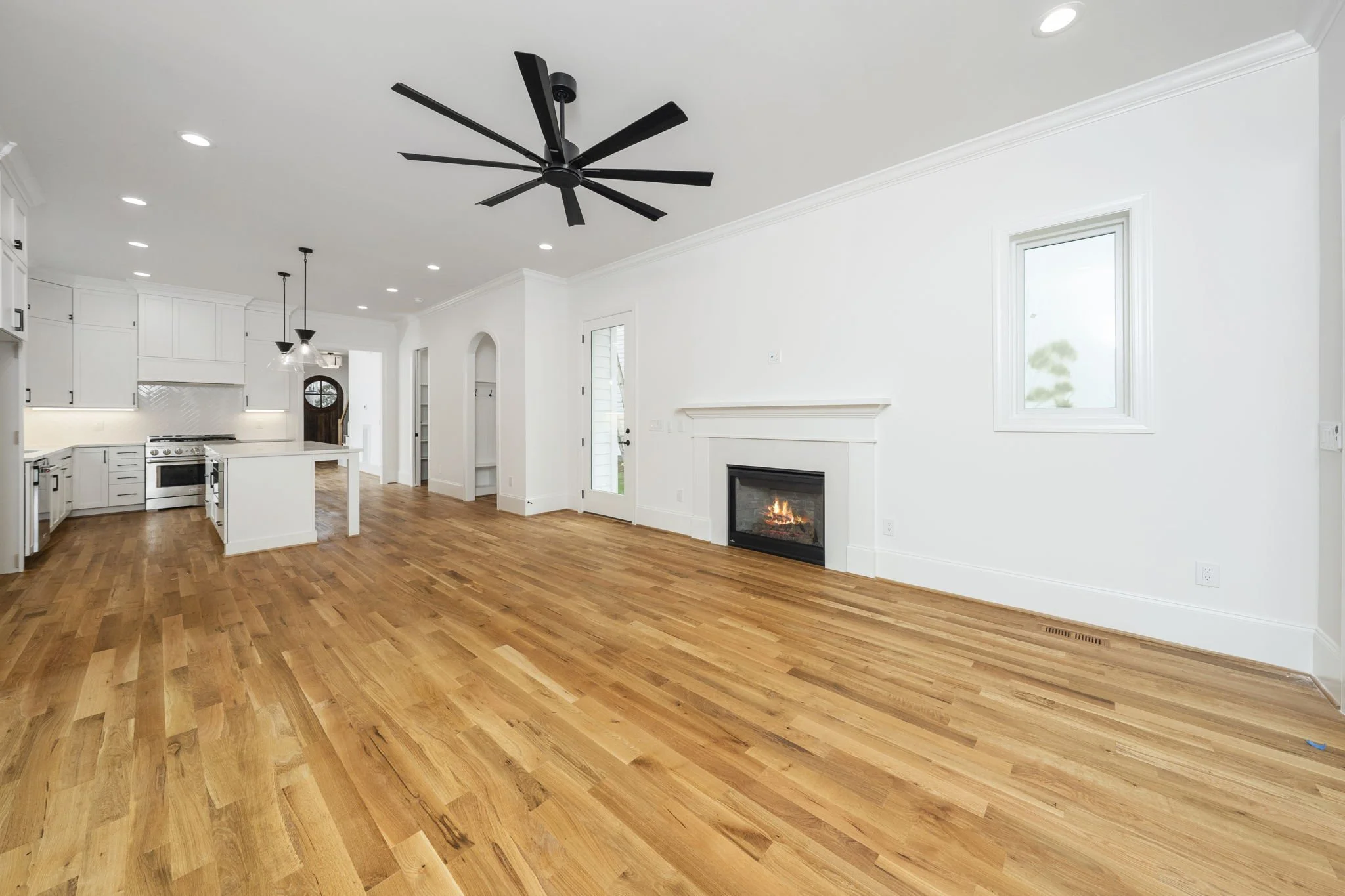 24-web-or-mls-1330 Duplin Rd-26.jpg