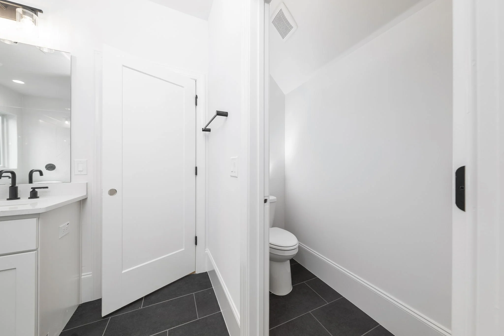 37-web-or-mls-1330 Duplin Rd-40.jpg