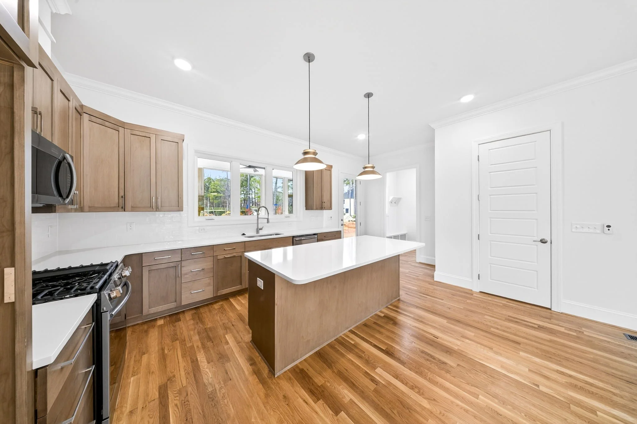 8-web-or-mls- 2526 Prince Drive (39 of 53).jpg