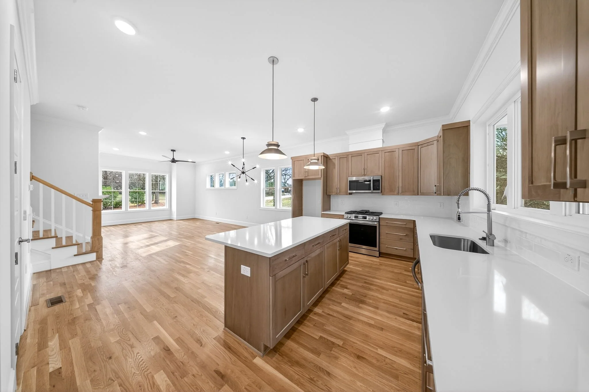 9-web-or-mls- 2526 Prince Drive (40 of 53).jpg