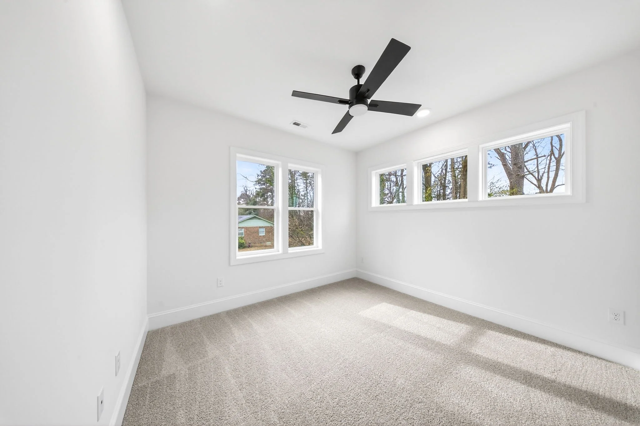 38-web-or-mls- 2526 Prince Drive (26 of 53).jpg