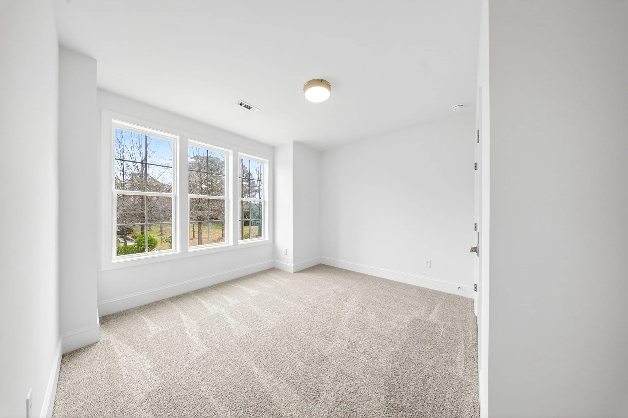 46-web-or-mls- 2526 Prince Drive (34 of 53).jpg