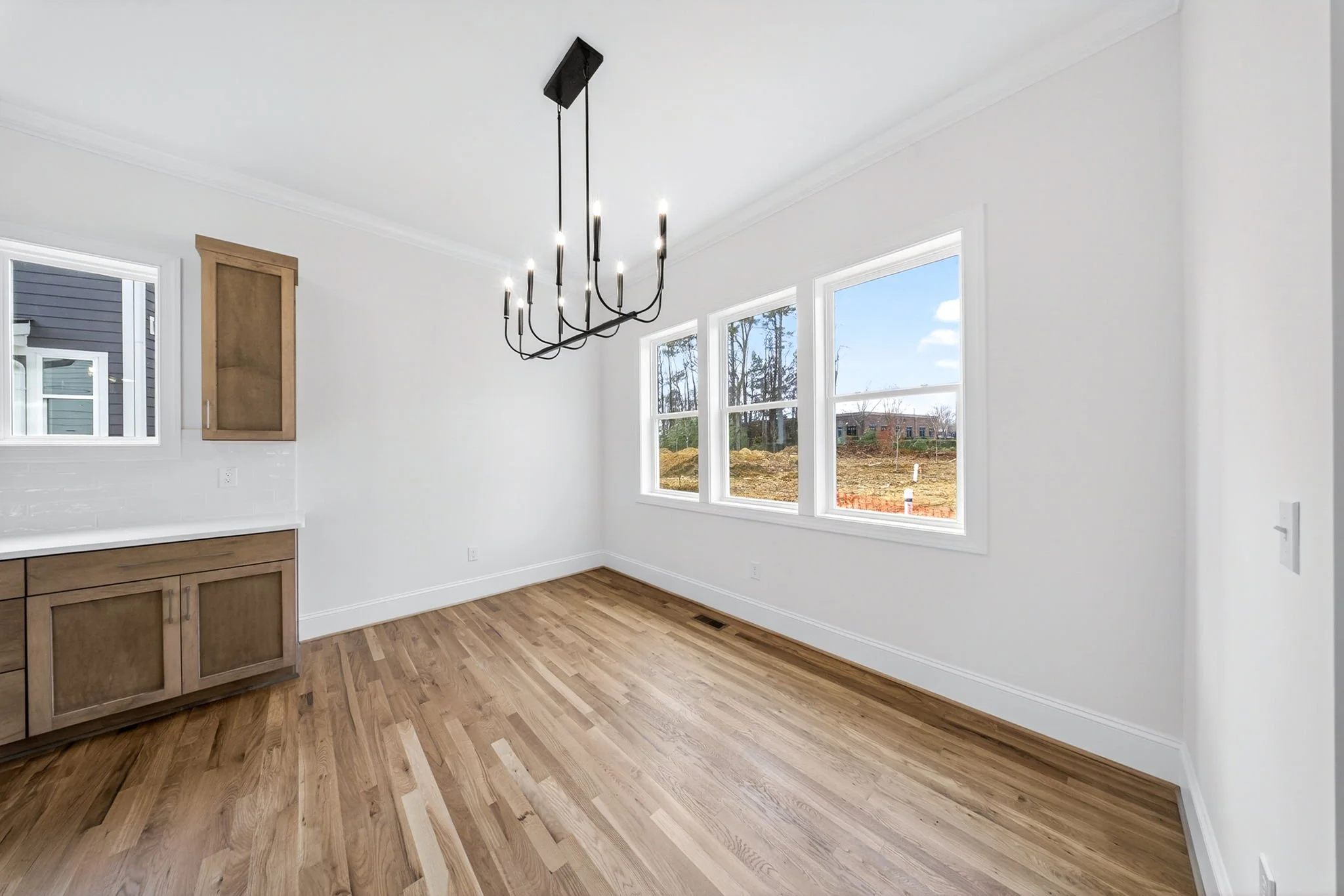 16-web-or-mls-2520 Prince Dr (27 of 59).jpg