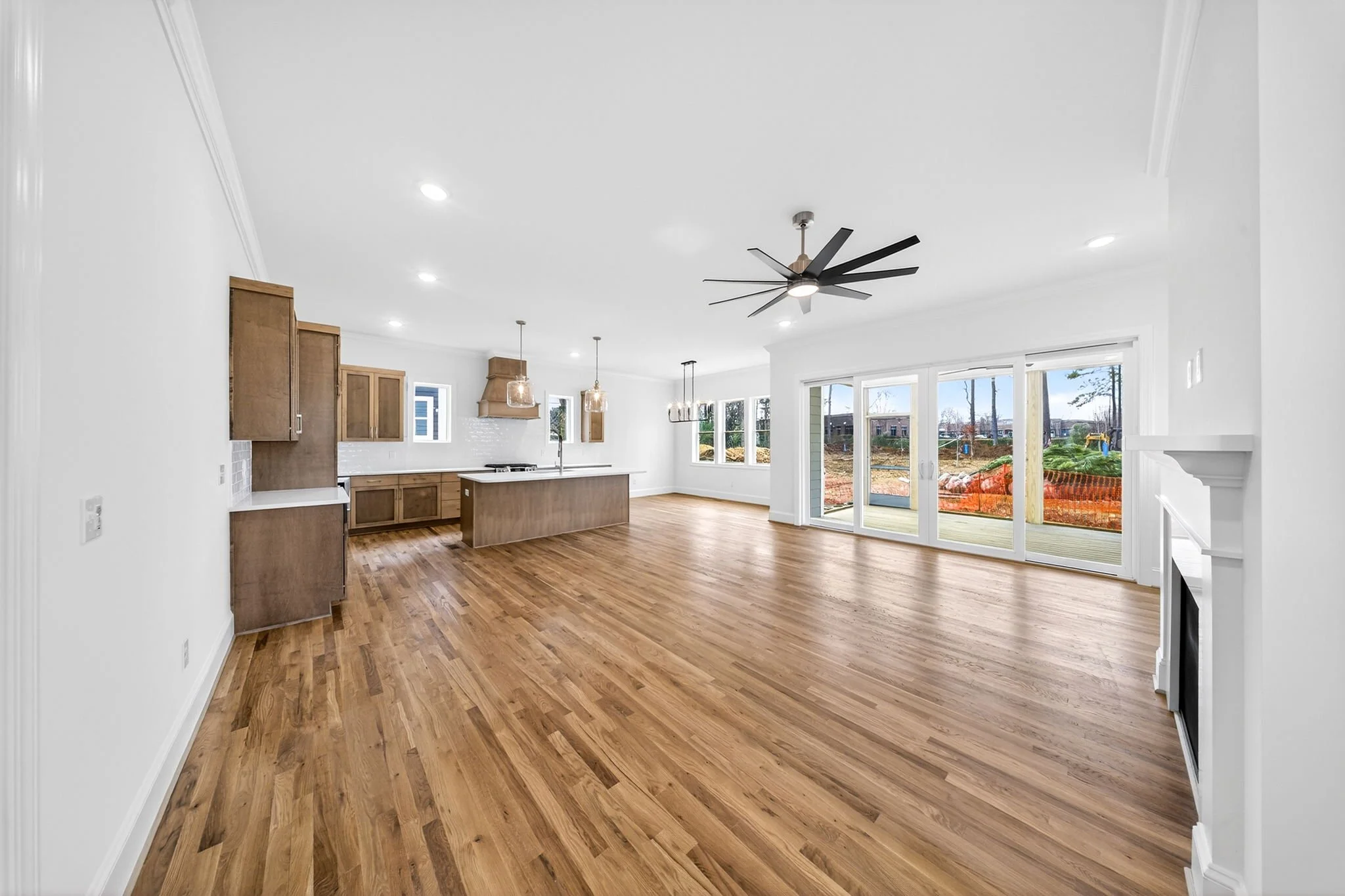 24-web-or-mls-2520 Prince Dr (35 of 59).jpg