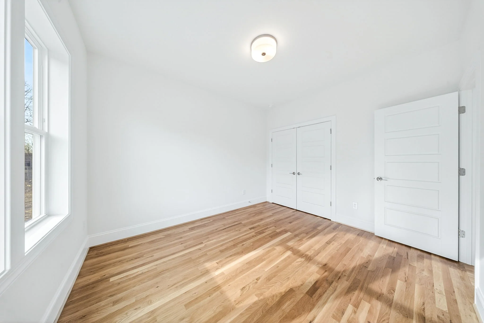 34-web-or-mls-2520 Prince Dr (8 of 59).jpg