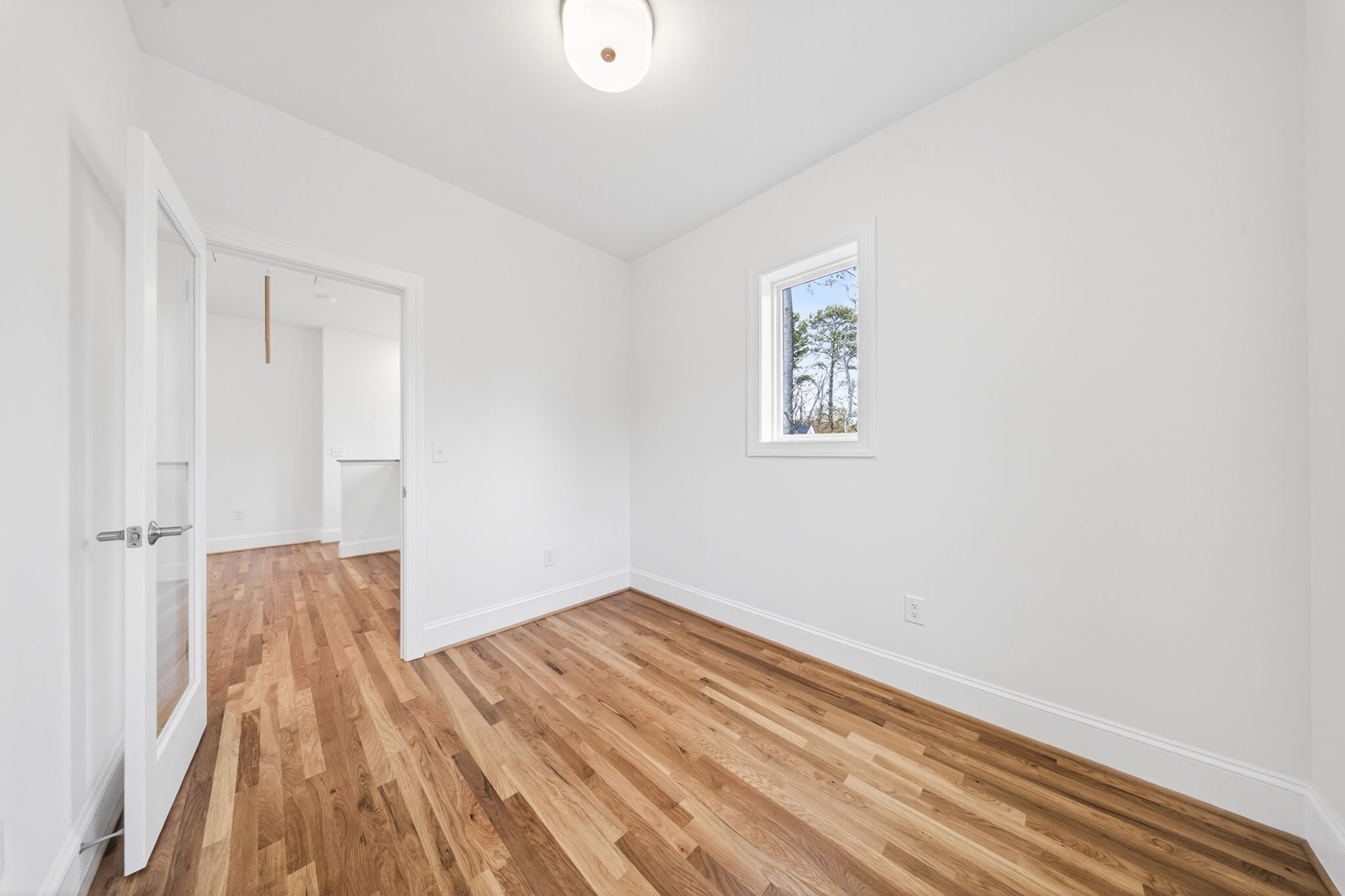 40-web-or-mls-2520 Prince Dr (41 of 59).jpg