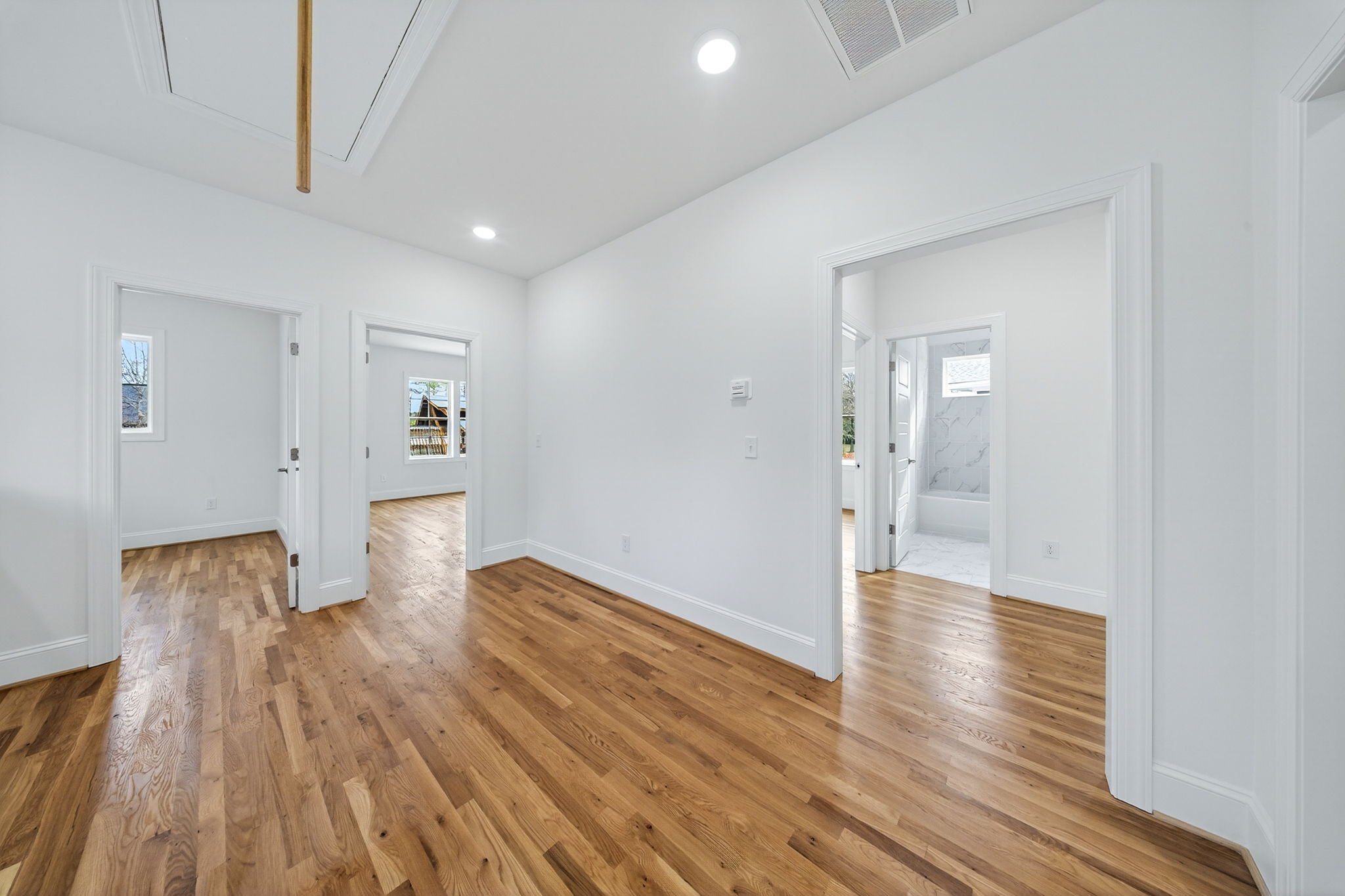 42-web-or-mls-2520 Prince Dr (43 of 59).jpg