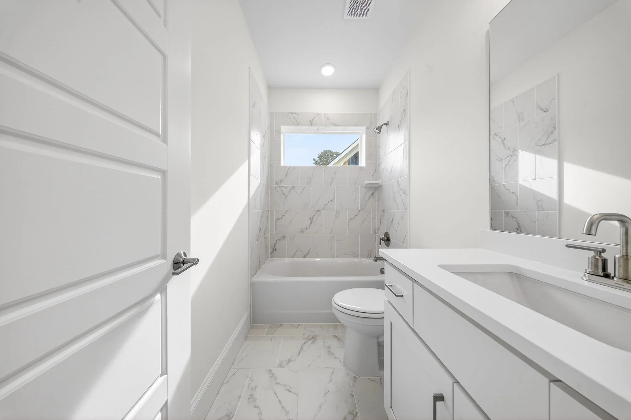 43-web-or-mls-2520 Prince Dr (48 of 59).jpg