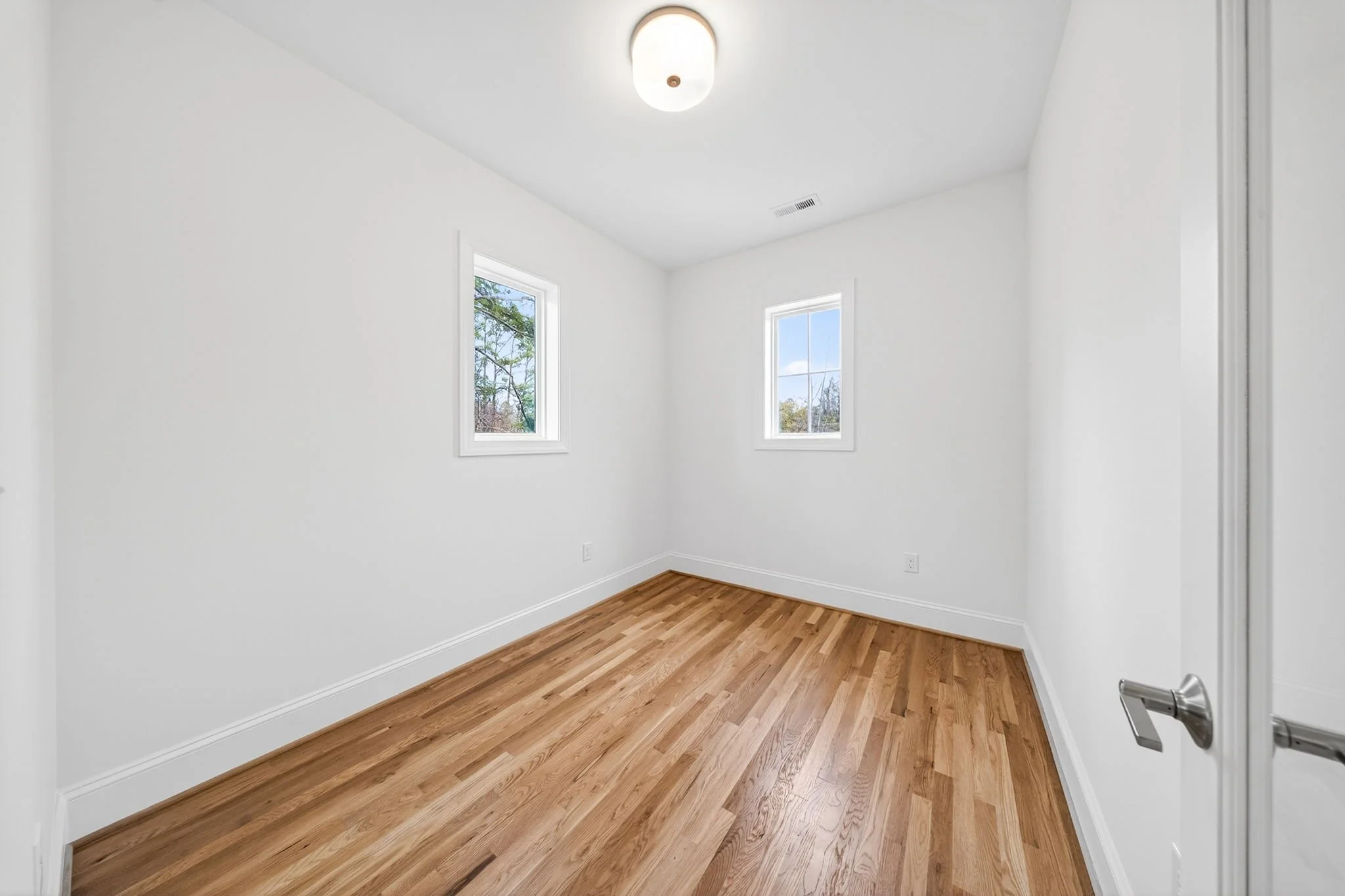 52-web-or-mls-2520 Prince Dr (57 of 59).jpg