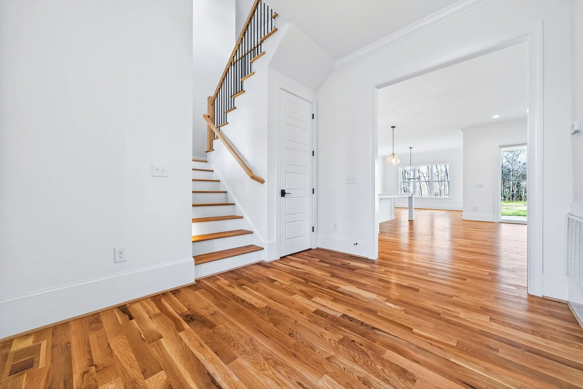 10-web-or-mls-7825 Penny Rd (33 of 70).jpg