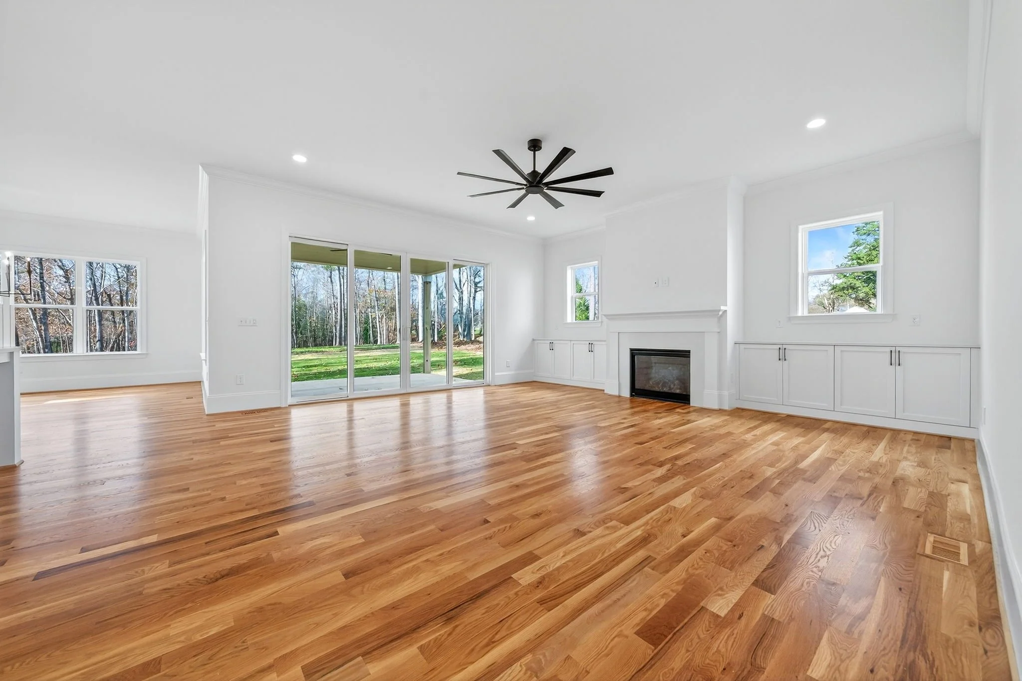 12-web-or-mls-7825 Penny Rd (7 of 70).jpg