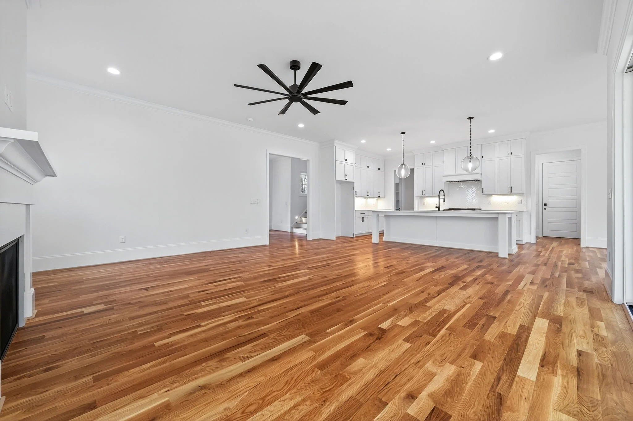 18-web-or-mls-7825 Penny Rd (11 of 70).jpg