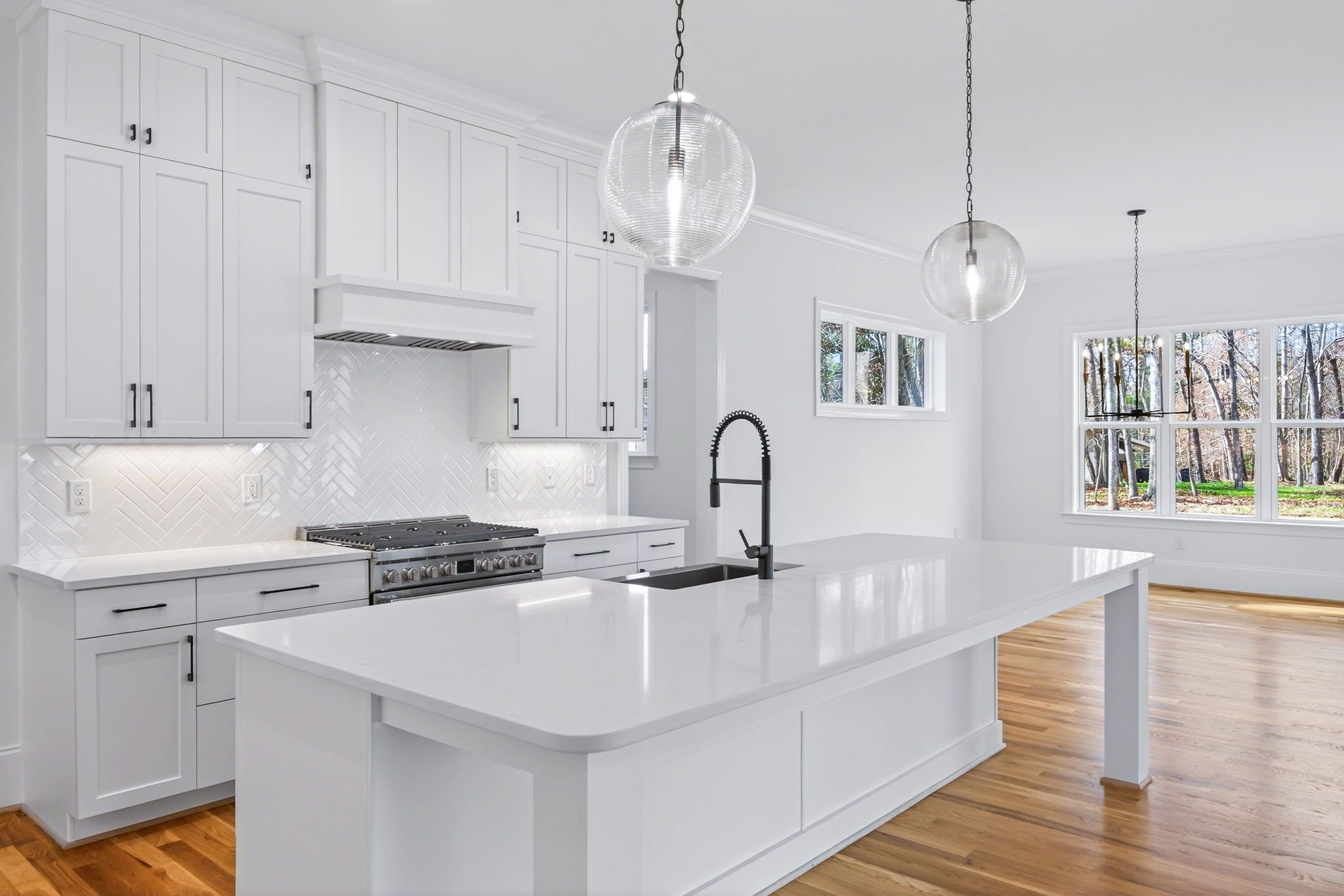 23-web-or-mls-7825 Penny Rd (15 of 70).jpg