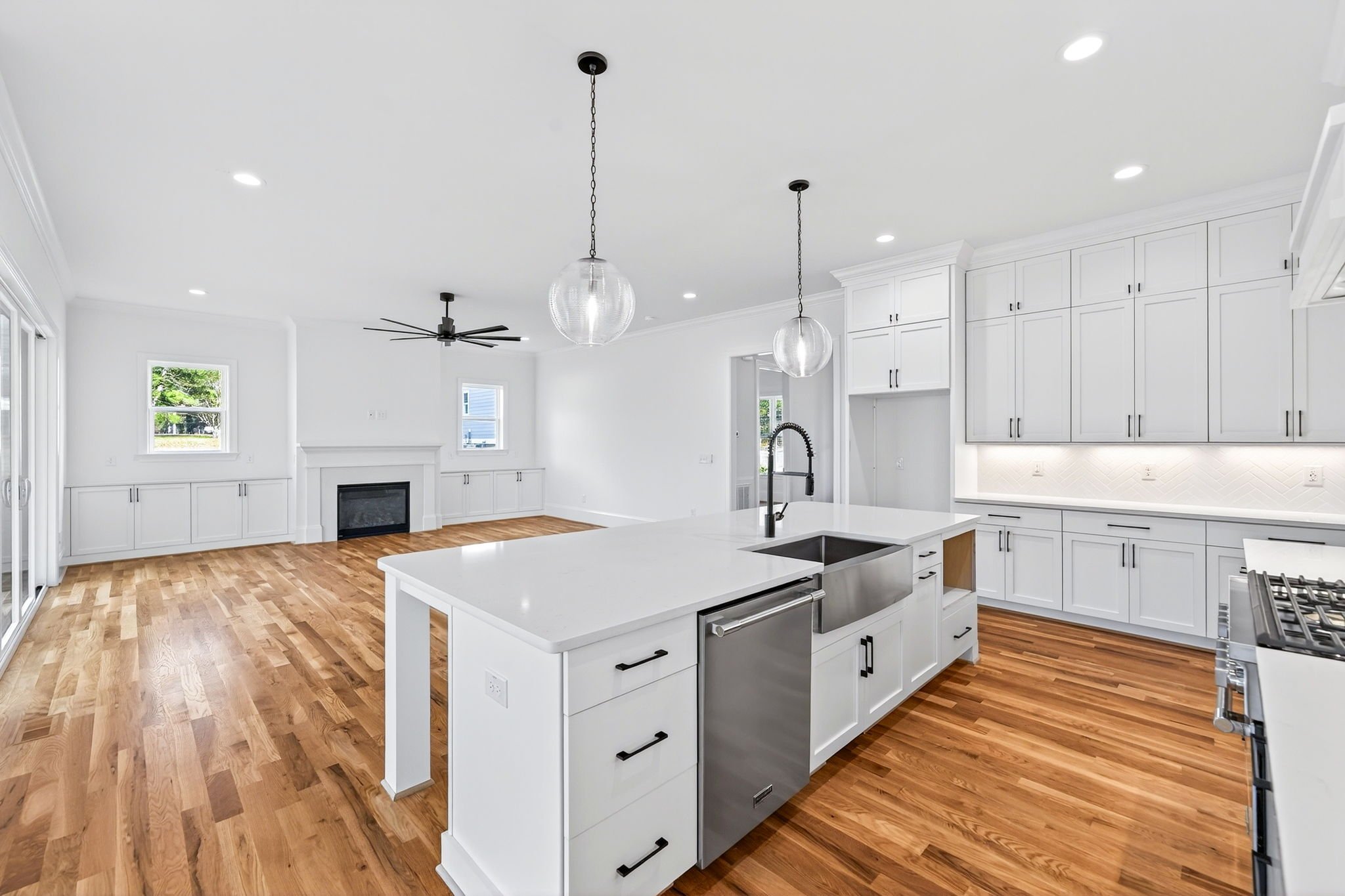 25-web-or-mls-7825 Penny Rd (17 of 70).jpg