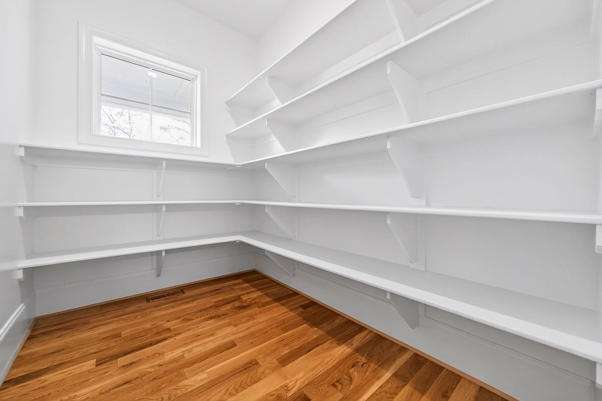 28-web-or-mls-7825 Penny Rd (25 of 70).jpg